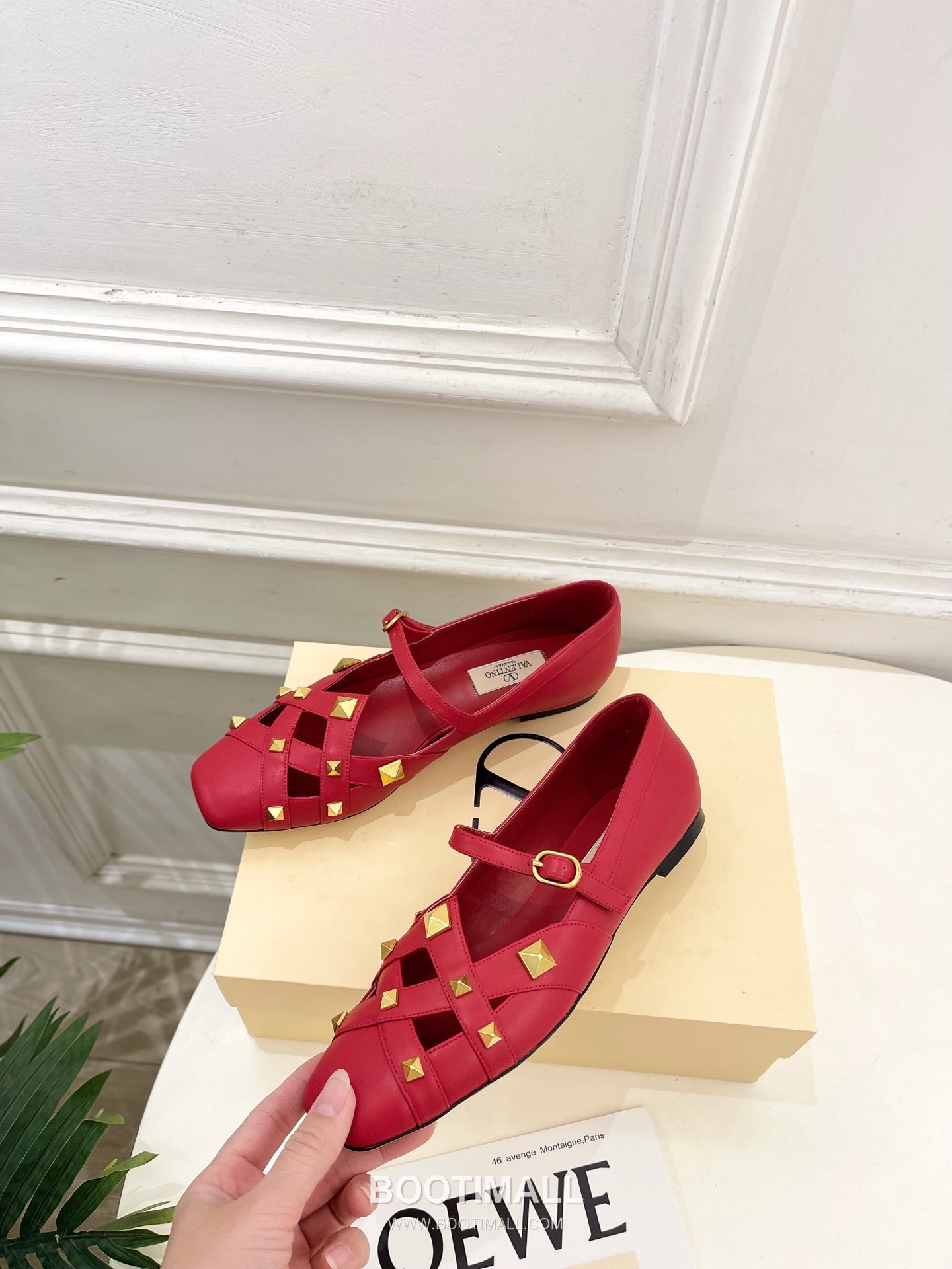 Valentino Garavani Roman Stud Studdy Ballet Flat Lambskin Gold V Buckle Shoes 발렌티노 가라바니 로만 스터드 스터디 발레 플랫 램스킨 골드 V 버클 슈즈 3