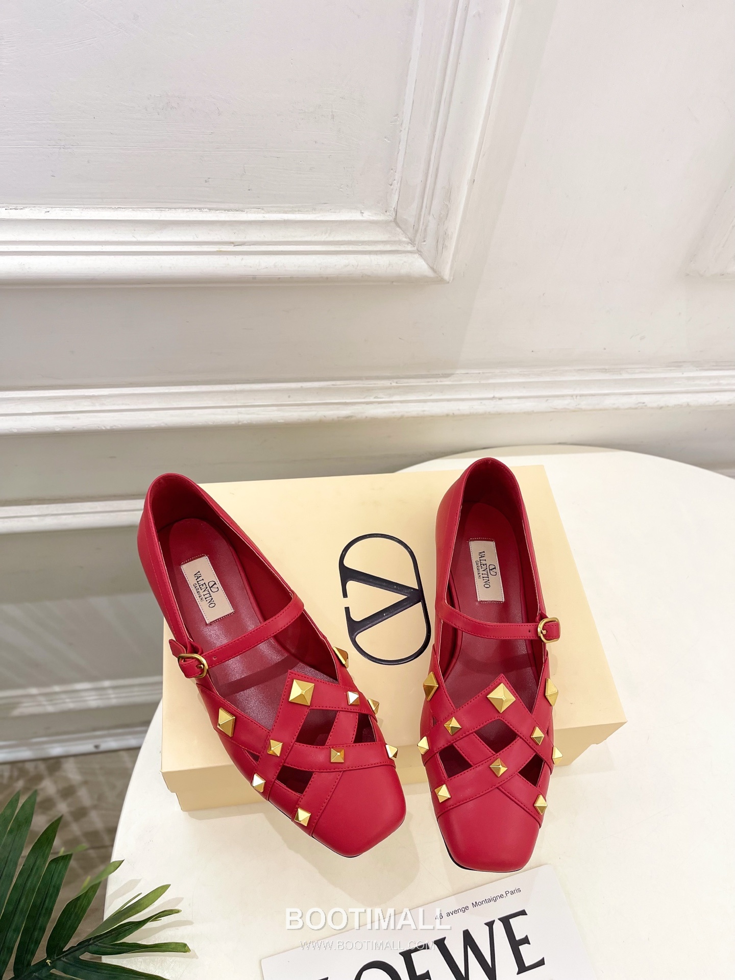 Valentino Garavani Roman Stud Studdy Ballet Flat Lambskin Gold V Buckle Shoes 발렌티노 가라바니 로만 스터드 스터디 발레 플랫 램스킨 골드 V 버클 슈즈 4