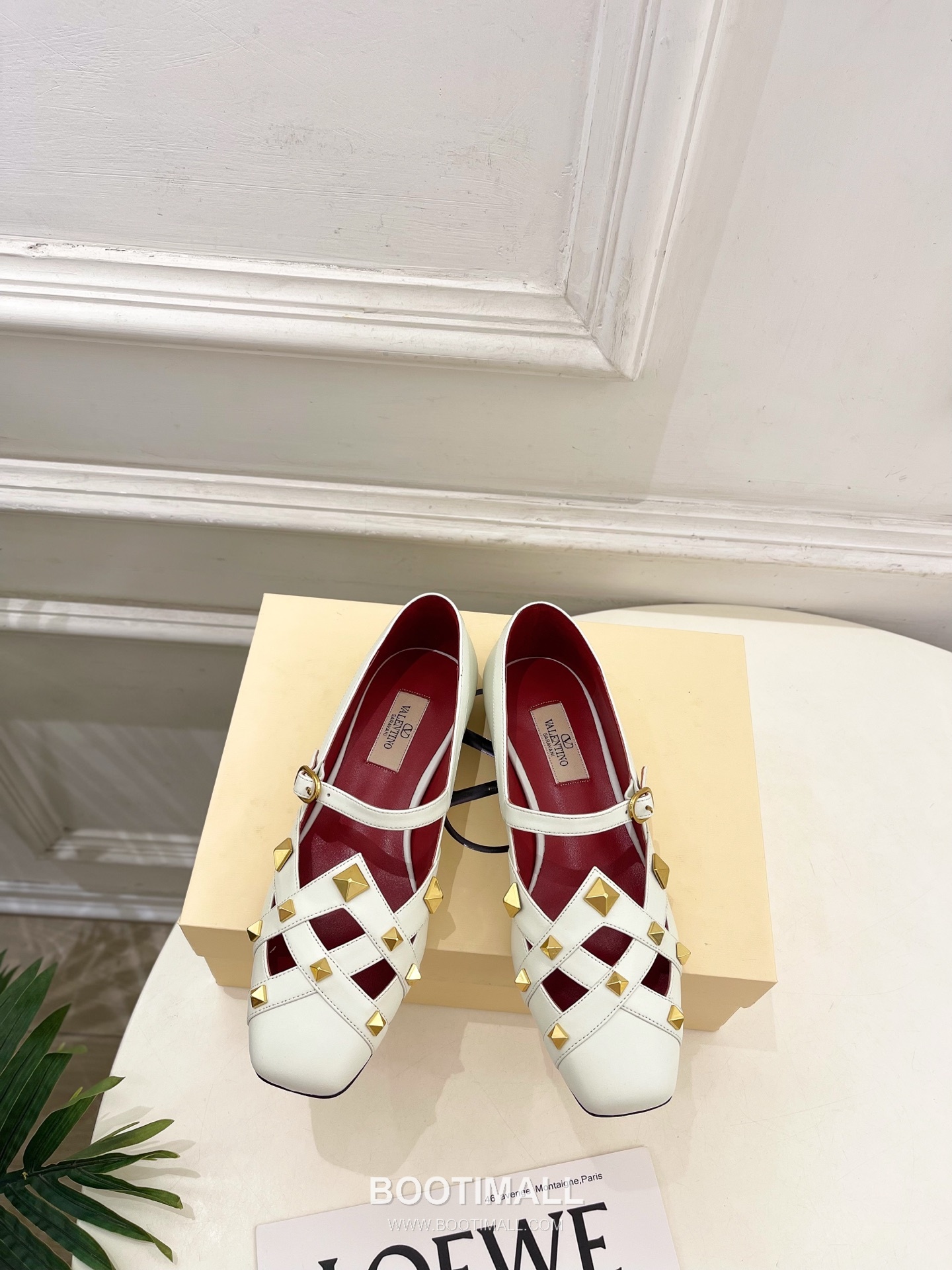 Valentino Garavani Roman Stud Studdy Ballet Flat Lambskin Gold V Buckle Shoes 발렌티노 가라바니 로만 스터드 스터디 발레 플랫 램스킨 골드 V 버클 슈즈 1