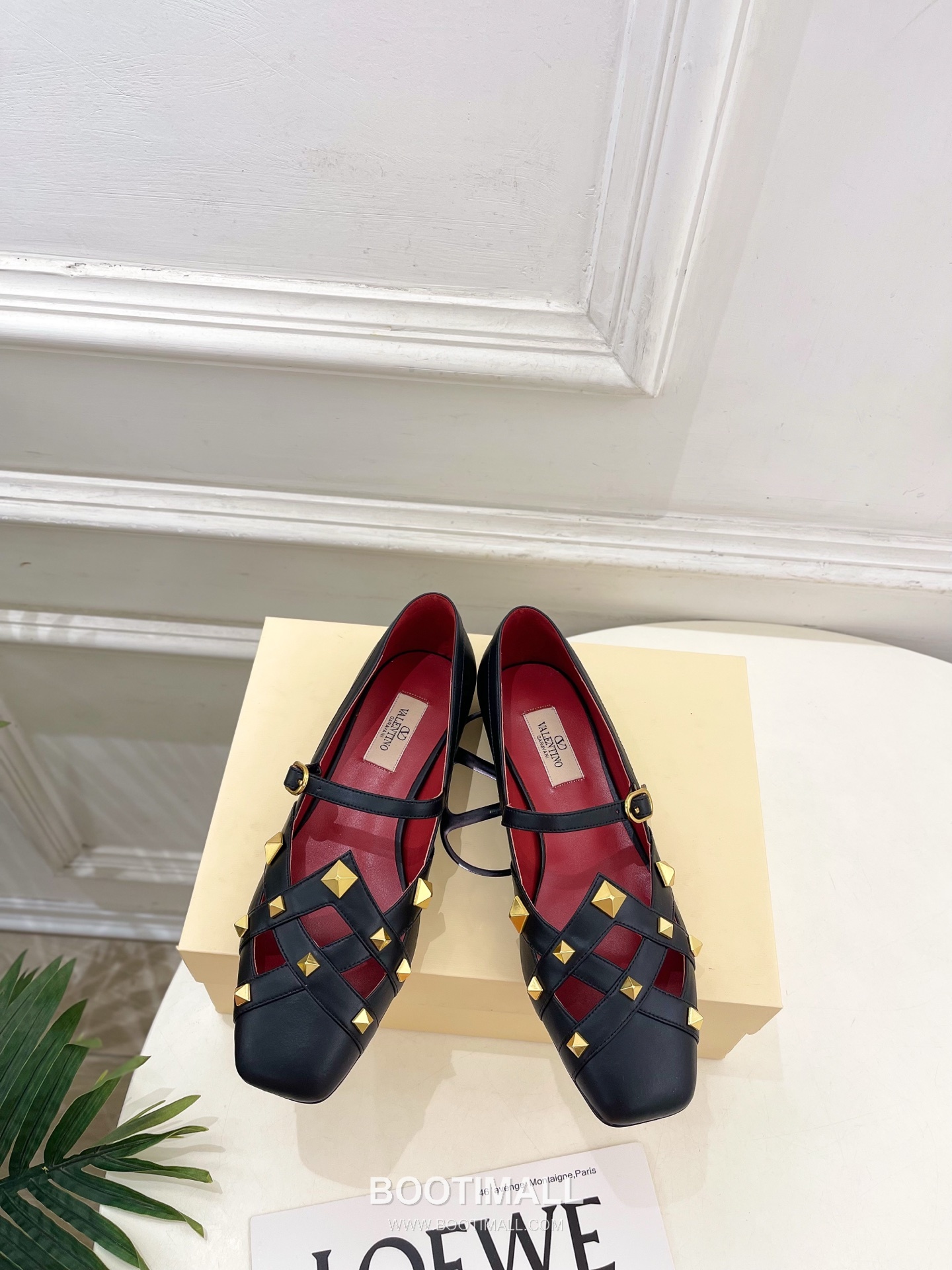 Valentino Garavani Roman Stud Studdy Ballet Flat Lambskin Gold V Buckle Shoes 발렌티노 가라바니 로만 스터드 스터디 발레 플랫 램스킨 골드 V 버클 슈즈 1