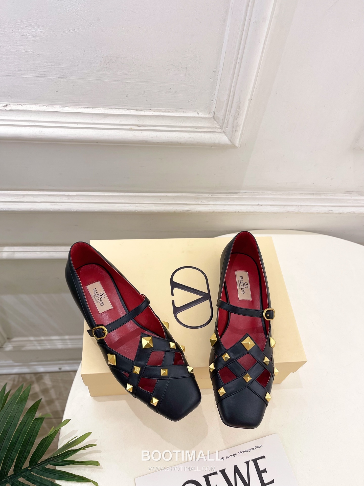 Valentino Garavani Roman Stud Studdy Ballet Flat Lambskin Gold V Buckle Shoes 발렌티노 가라바니 로만 스터드 스터디 발레 플랫 램스킨 골드 V 버클 슈즈 4