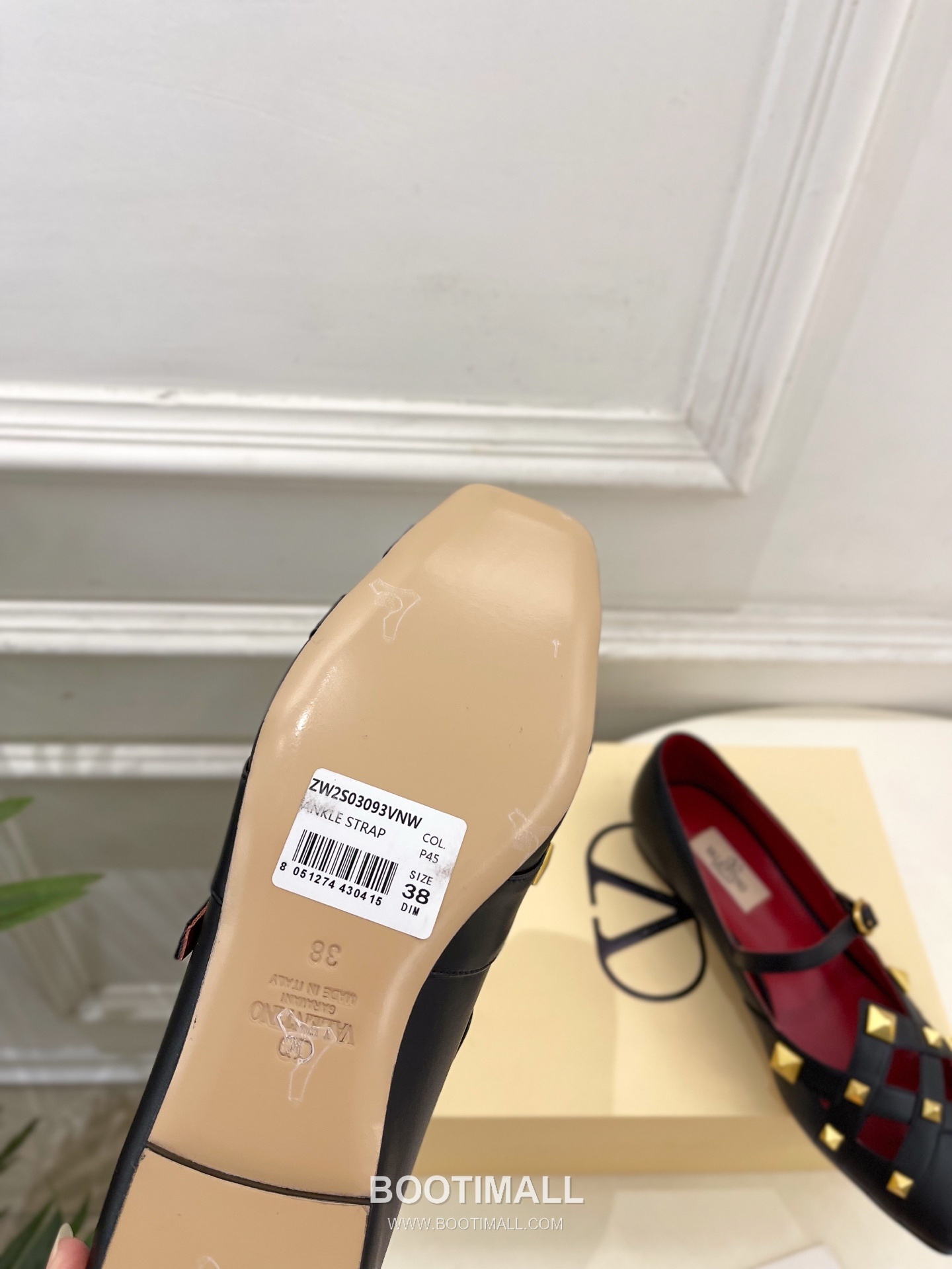 Valentino Garavani Roman Stud Studdy Ballet Flat Lambskin Gold V Buckle Shoes 발렌티노 가라바니 로만 스터드 스터디 발레 플랫 램스킨 골드 V 버클 슈즈 9