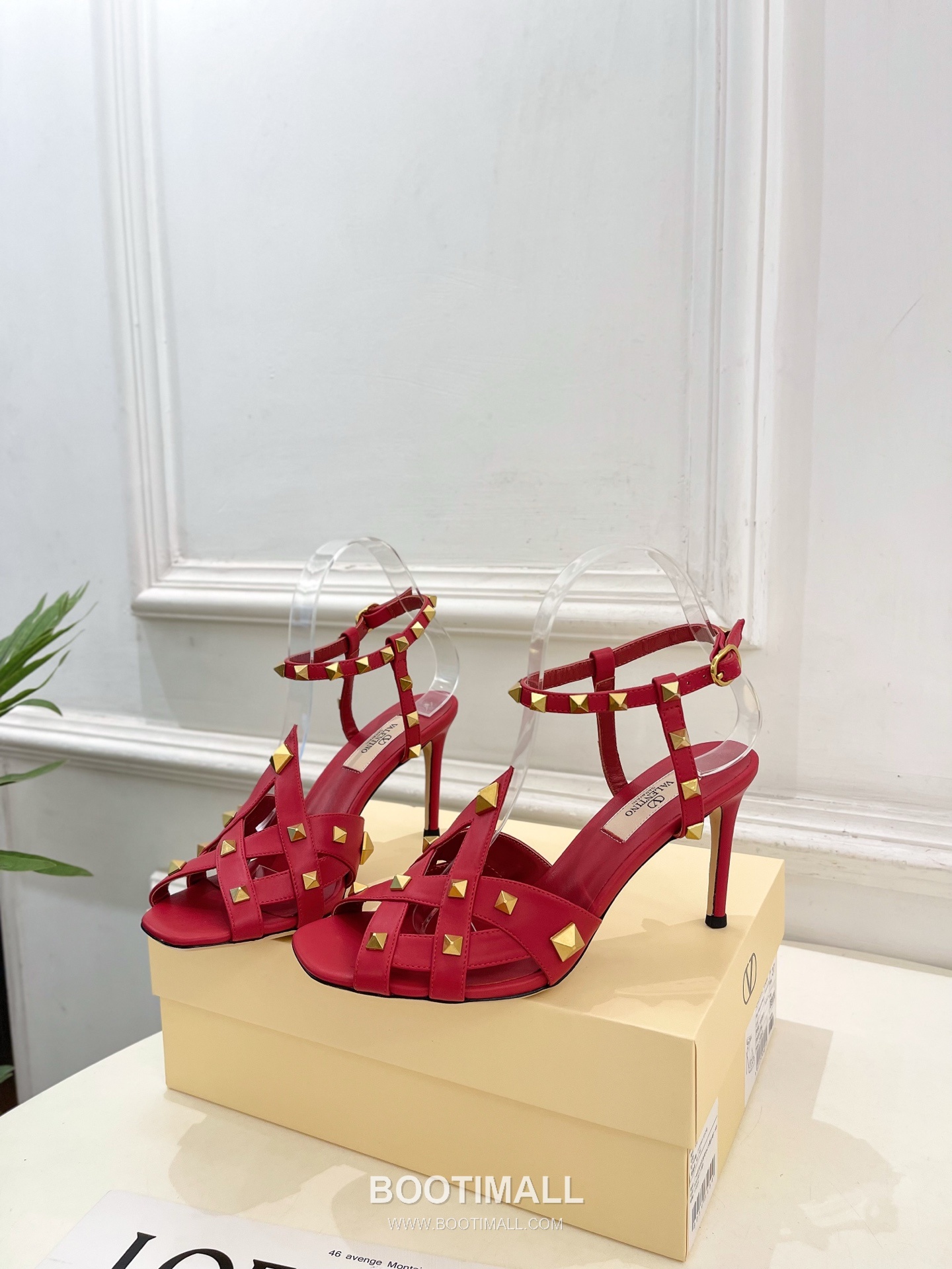 Valentino Garavani Studdy Roman Stud V Logo Pointed Toe Ankle Strap High Heel Sandals 발렌티노 가라바니 스터디 로만 스터드 V 로고 포인티드 토 앵클 스트랩 하이힐 샌들 3