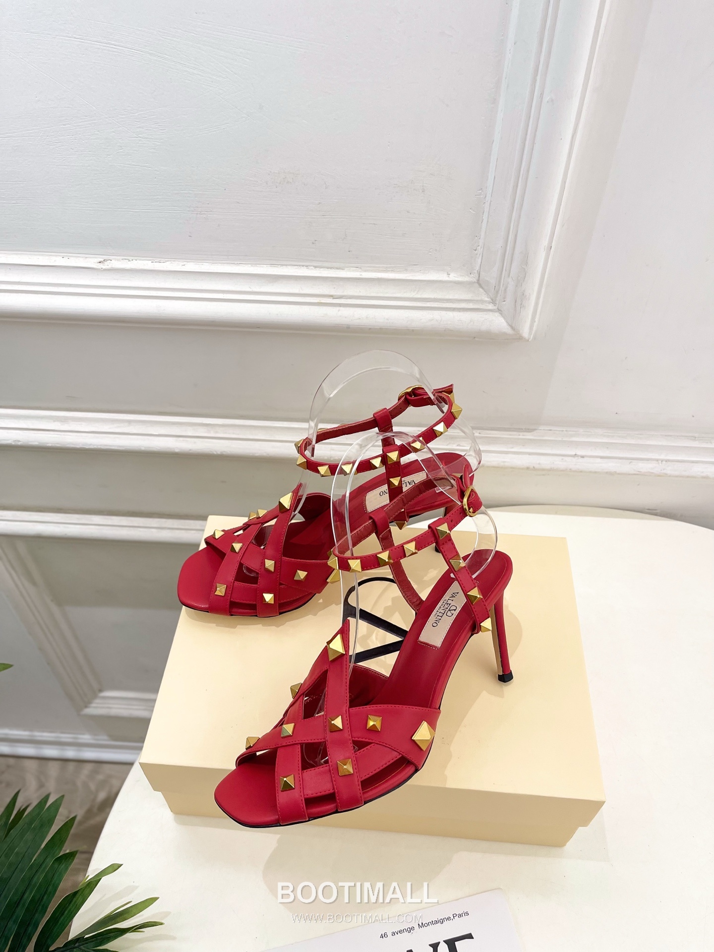 Valentino Garavani Studdy Roman Stud V Logo Pointed Toe Ankle Strap High Heel Sandals 발렌티노 가라바니 스터디 로만 스터드 V 로고 포인티드 토 앵클 스트랩 하이힐 샌들 5