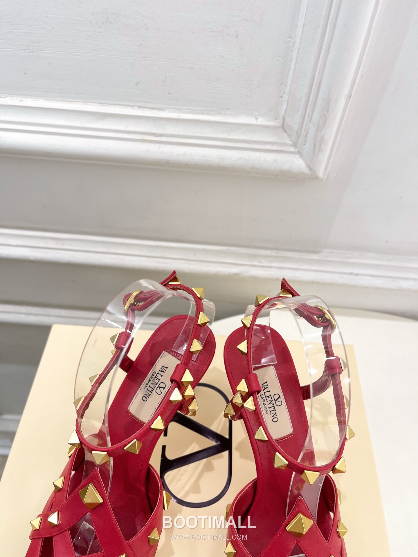 Valentino Garavani Studdy Roman Stud V Logo Pointed Toe Ankle Strap High Heel Sandals 발렌티노 가라바니 스터디 로만 스터드 V 로고 포인티드 토 앵클 스트랩 하이힐 샌들 7