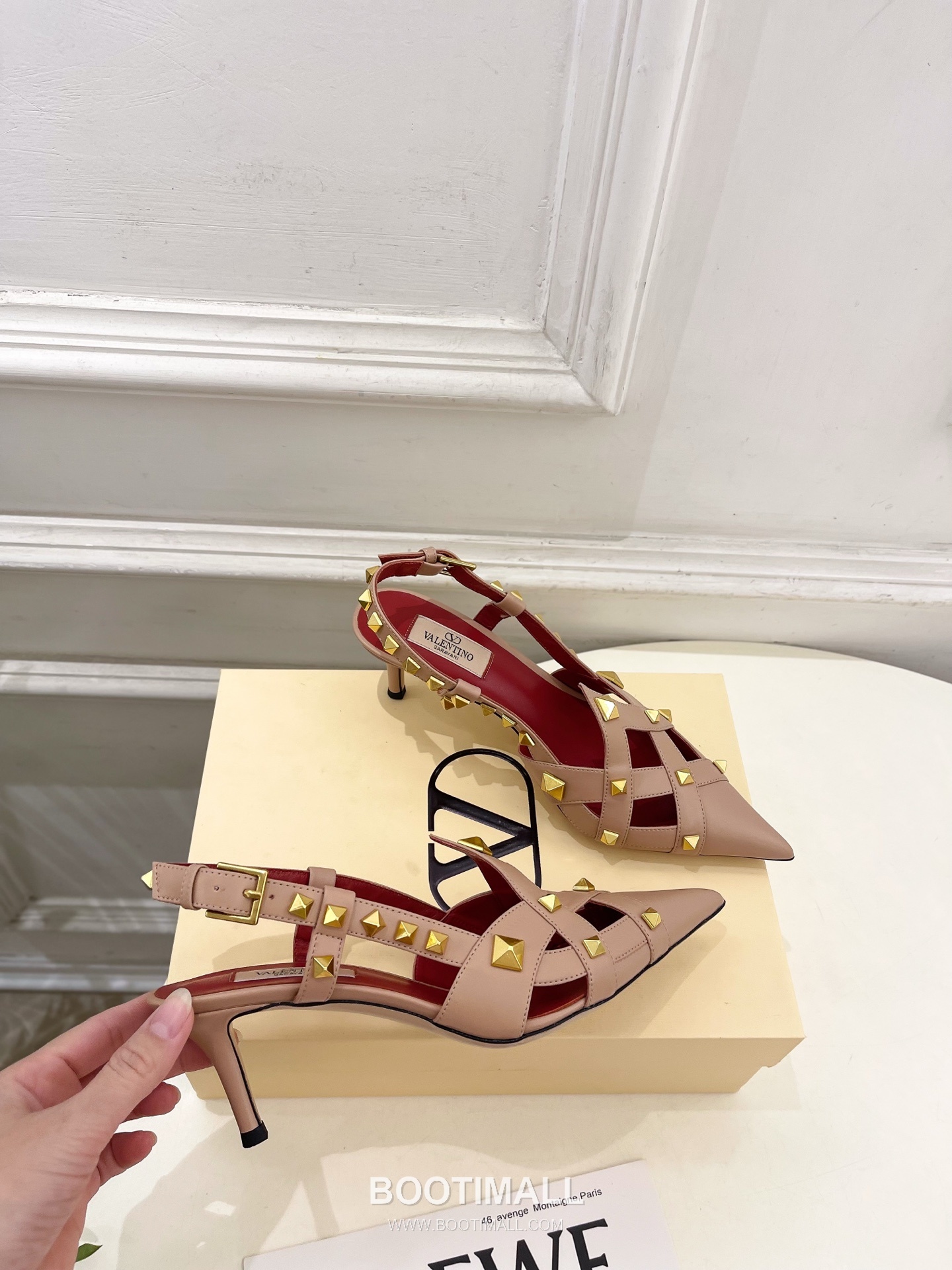 Valentino Garavani Studdy Roman Stud V Logo Buckle Ankle Strap Pointed Toe High Heel Sandals 발렌티노 가라바니 스터디 로만 스터드 V 로고 버클 앵클 스트랩 포인티드 토 하이힐 샌들 4