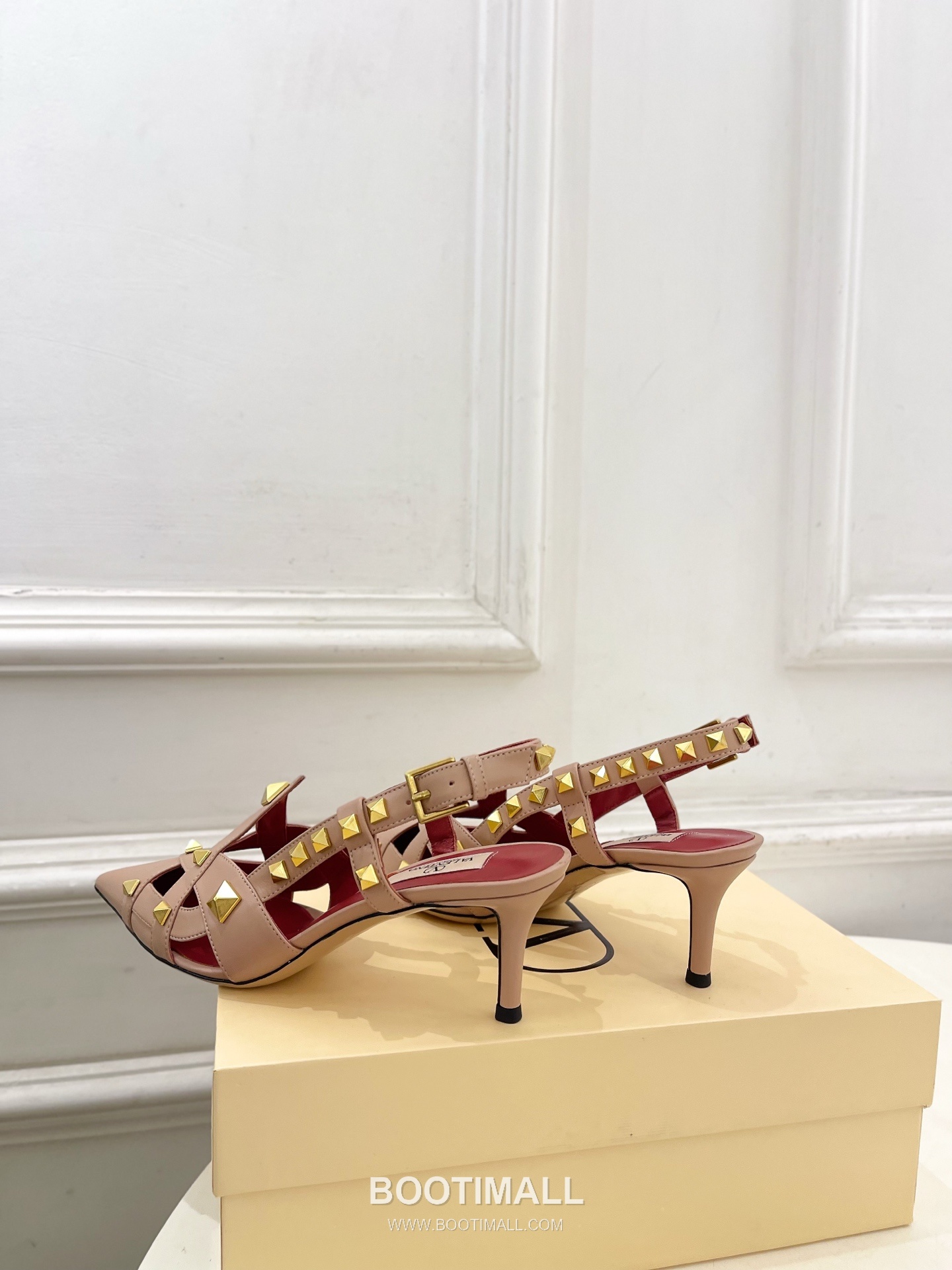 Valentino Garavani Studdy Roman Stud V Logo Buckle Ankle Strap Pointed Toe High Heel Sandals 발렌티노 가라바니 스터디 로만 스터드 V 로고 버클 앵클 스트랩 포인티드 토 하이힐 샌들 8