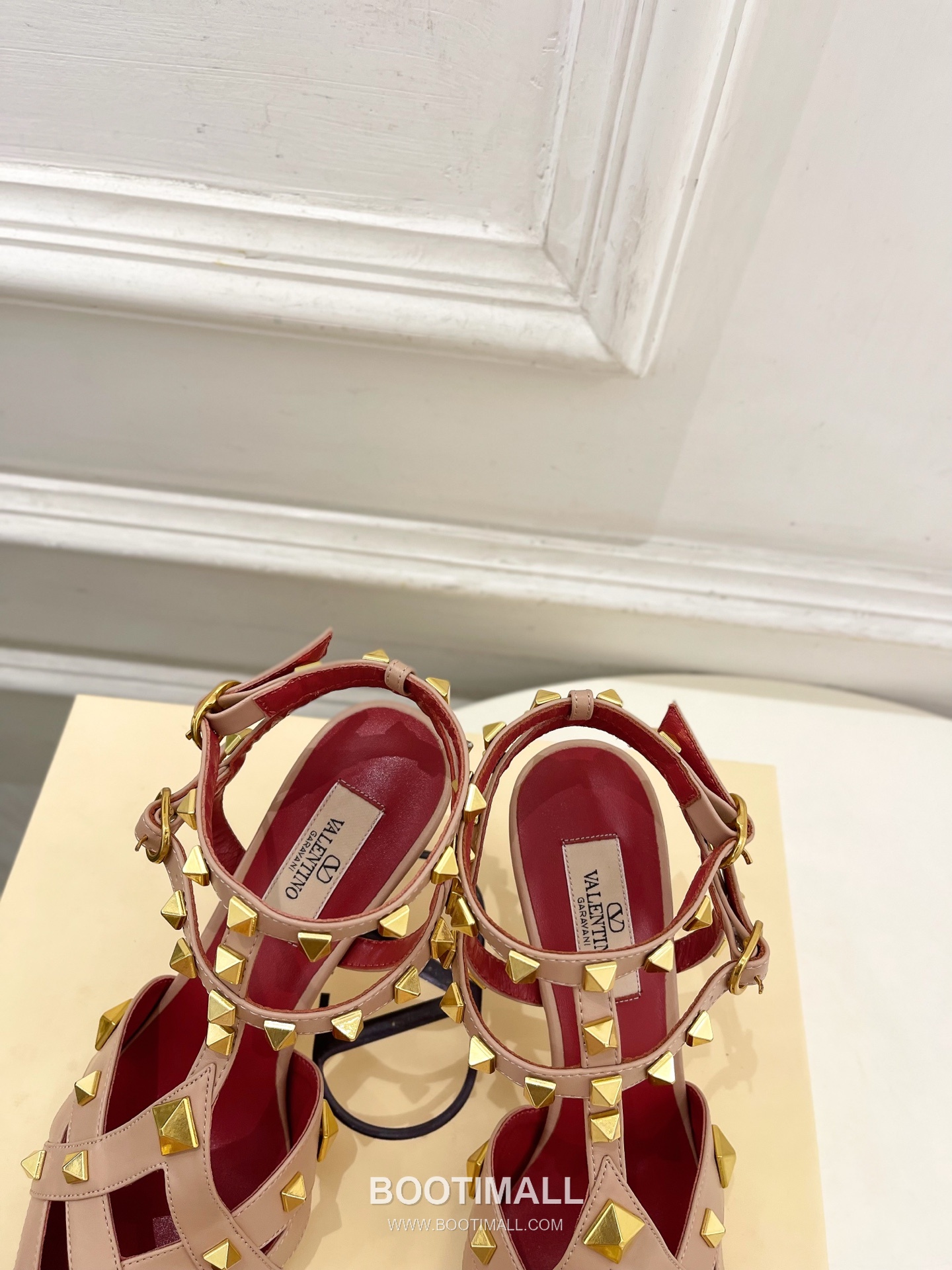 Valentino Garavani Studdy Roman Stud V Logo Buckle Ankle Strap Pointed Toe High Heel Sandals 발렌티노 가라바니 스터디 로만 스터드 V 로고 버클 앵클 스트랩 포인티드 토 하이힐 샌들 8