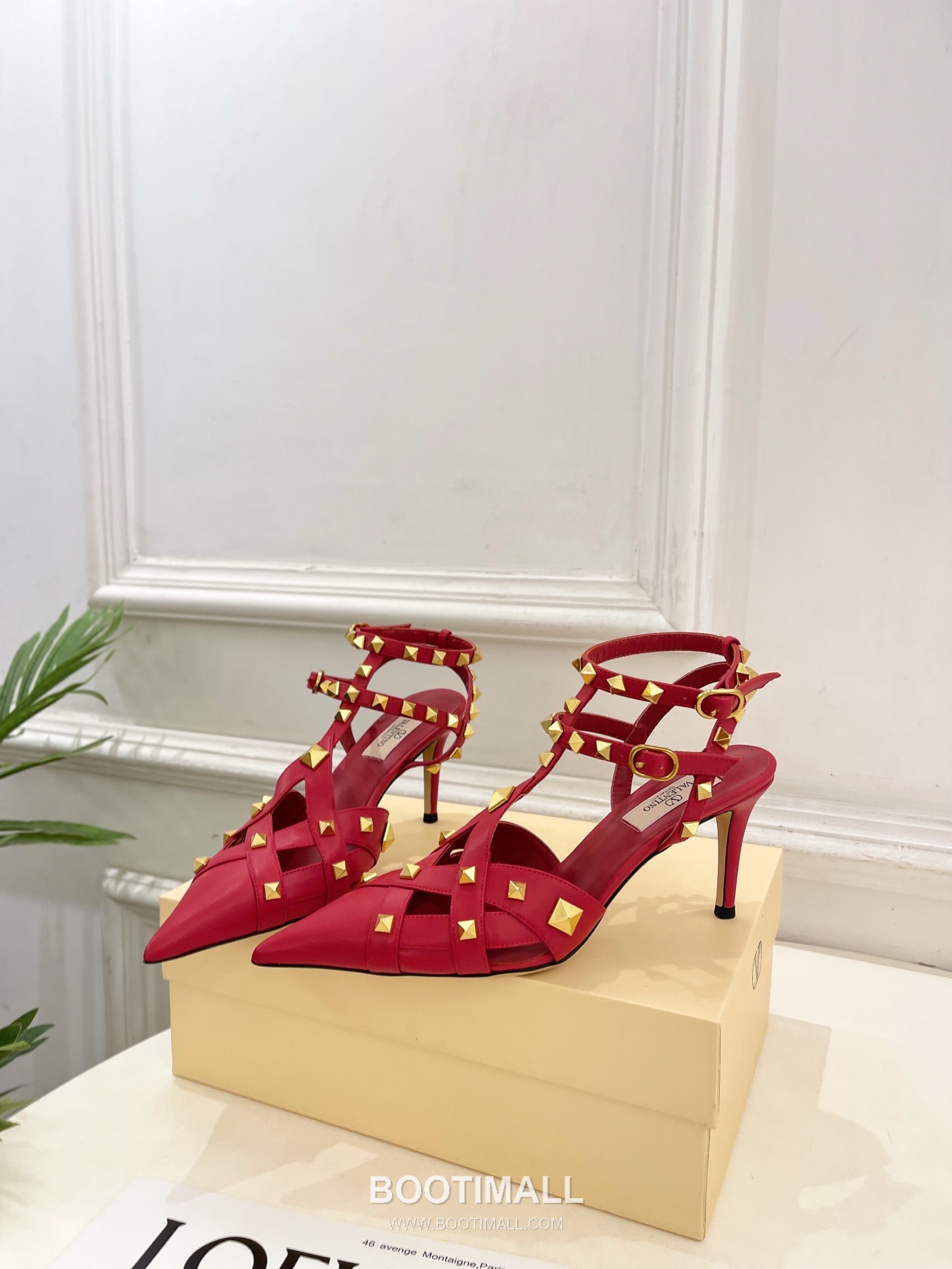 Valentino Garavani Studdy Roman Stud V Logo Buckle Ankle Strap Pointed Toe High Heel Sandals 발렌티노 가라바니 스터디 로만 스터드 V 로고 버클 앵클 스트랩 포인티드 토 하이힐 샌들 3