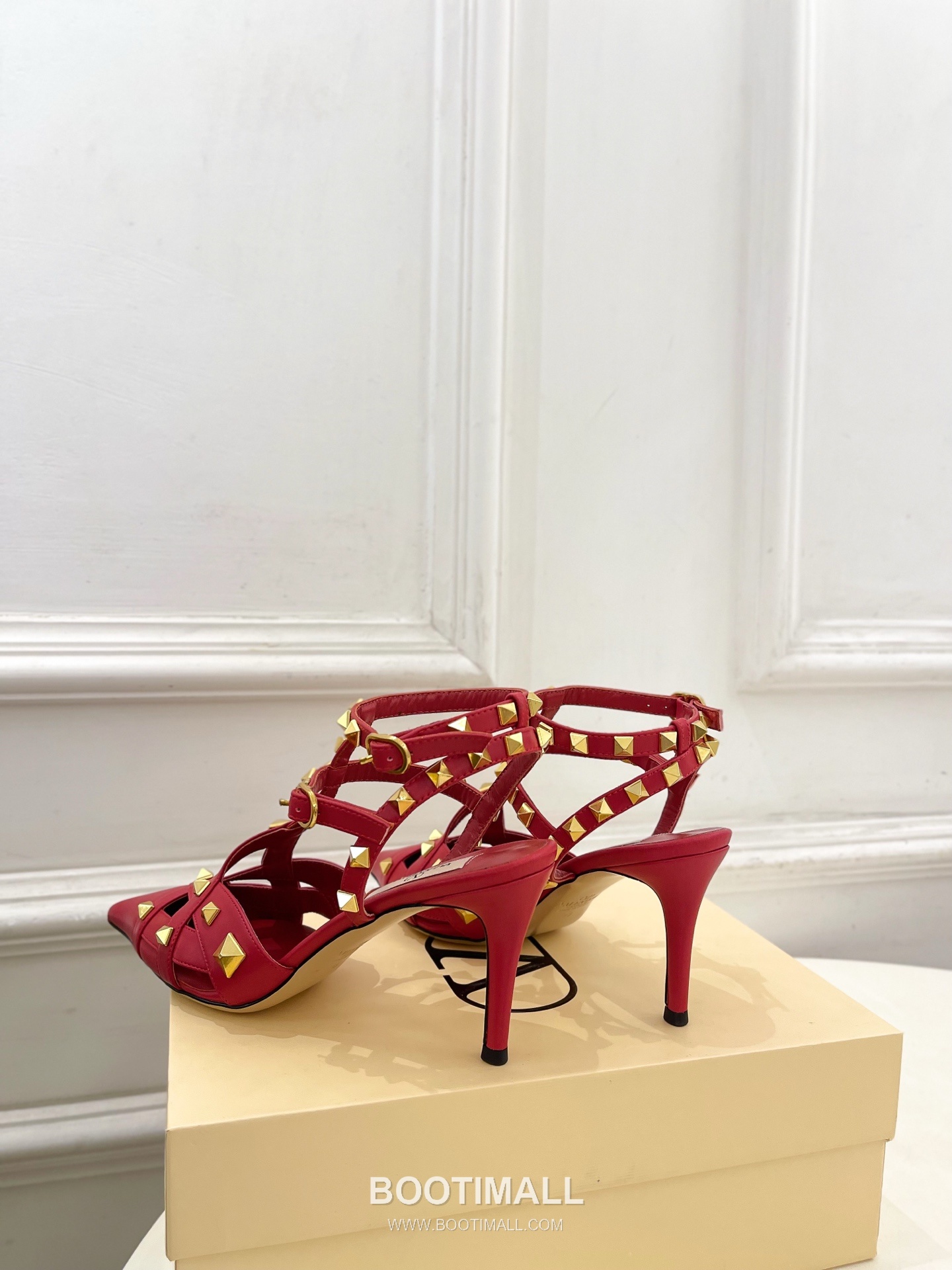 Valentino Garavani Studdy Roman Stud V Logo Buckle Ankle Strap Pointed Toe High Heel Sandals 발렌티노 가라바니 스터디 로만 스터드 V 로고 버클 앵클 스트랩 포인티드 토 하이힐 샌들 8