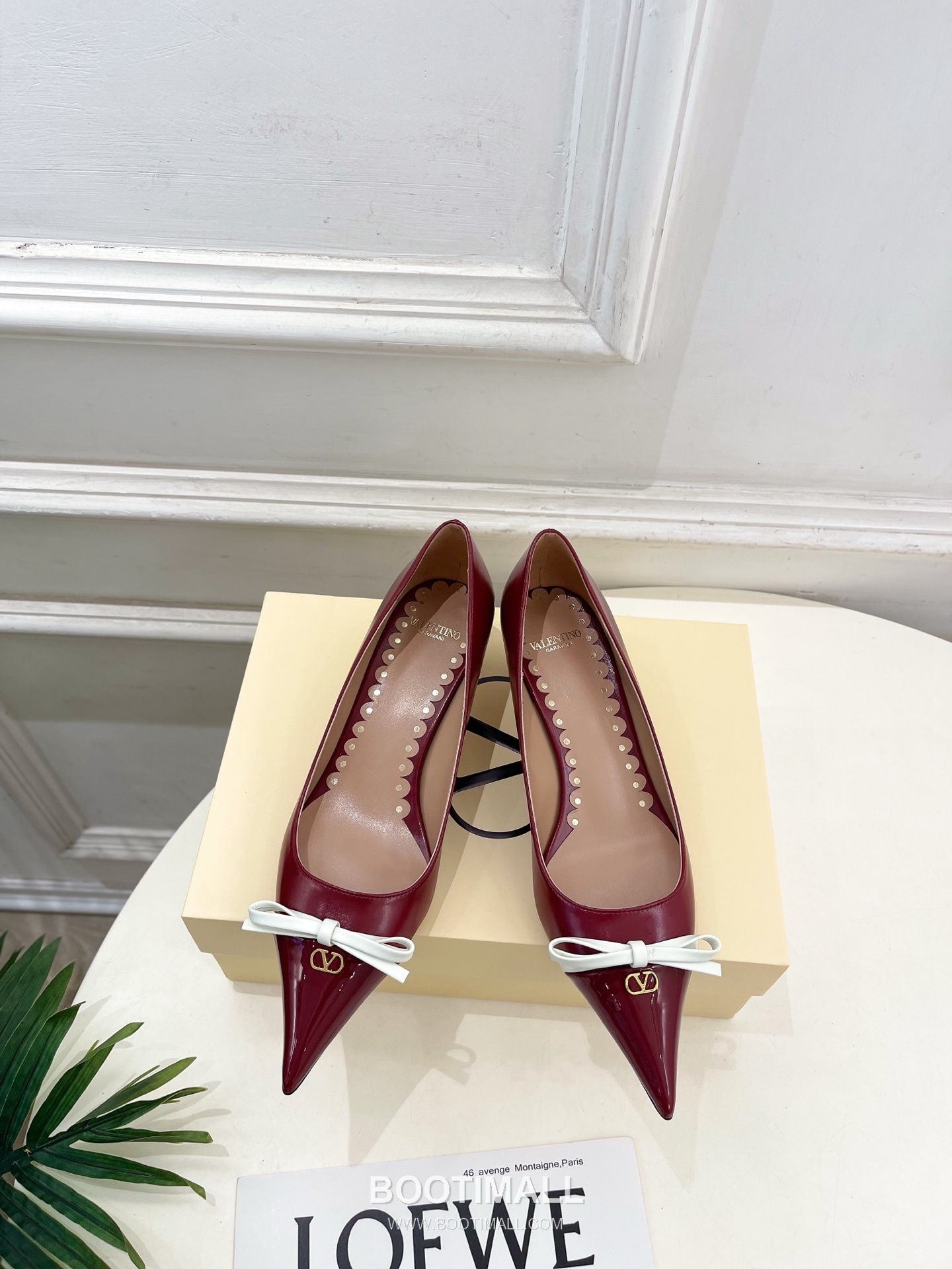 Valentino VT Pointed Toe Bow Leather Pumps 발렌티노 VT 포인티드 토 보우 레더 펌프스 1