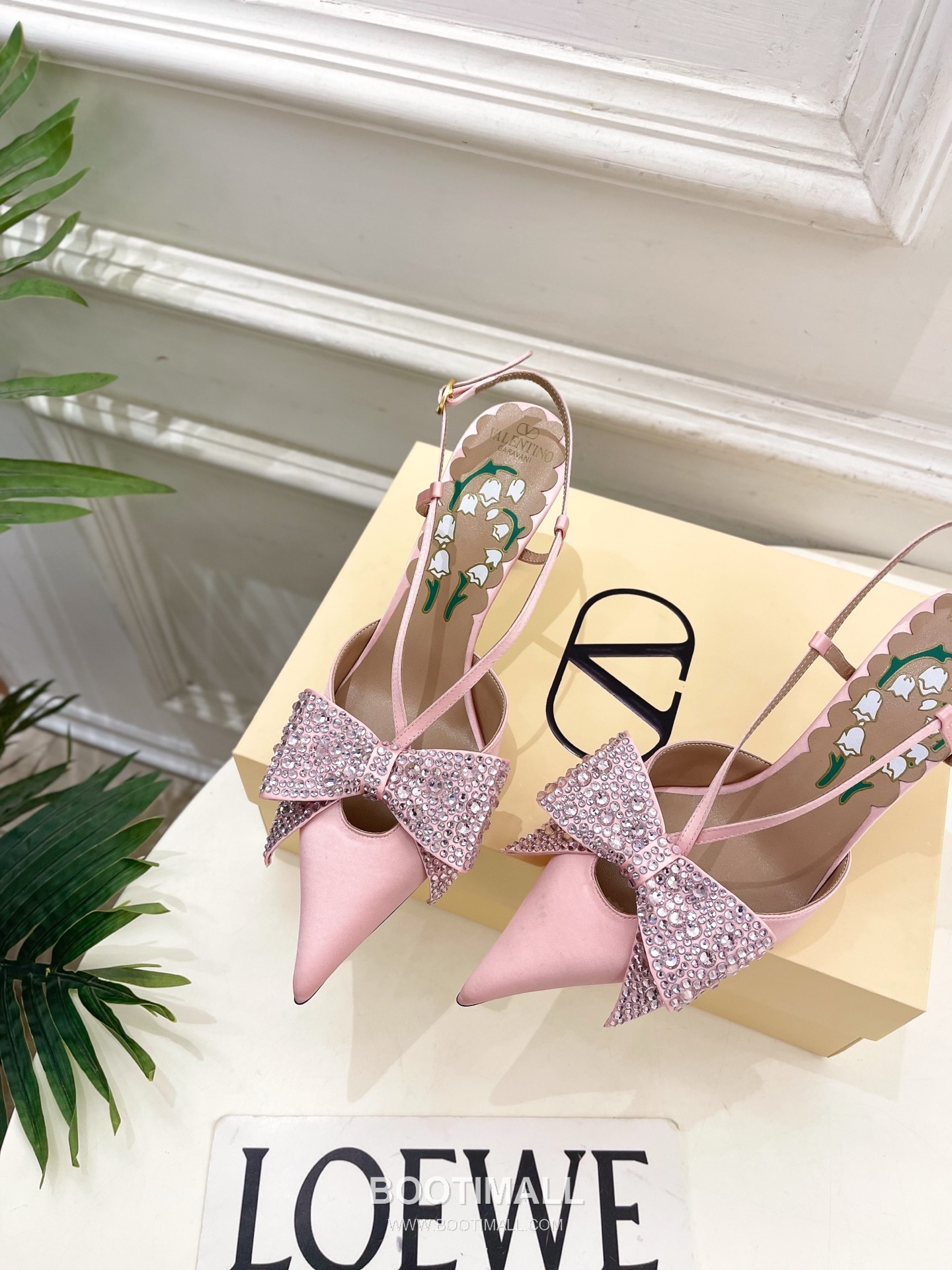 Valentino Garavani Bowow Crystal Butterfly Bow Slingback Pointed Toe Silk Satin High Heels 발렌티노 가라바니 보우와우 크리스탈 나비 리본 슬링백 포인티드 토 실크 새틴 하이힐 6
