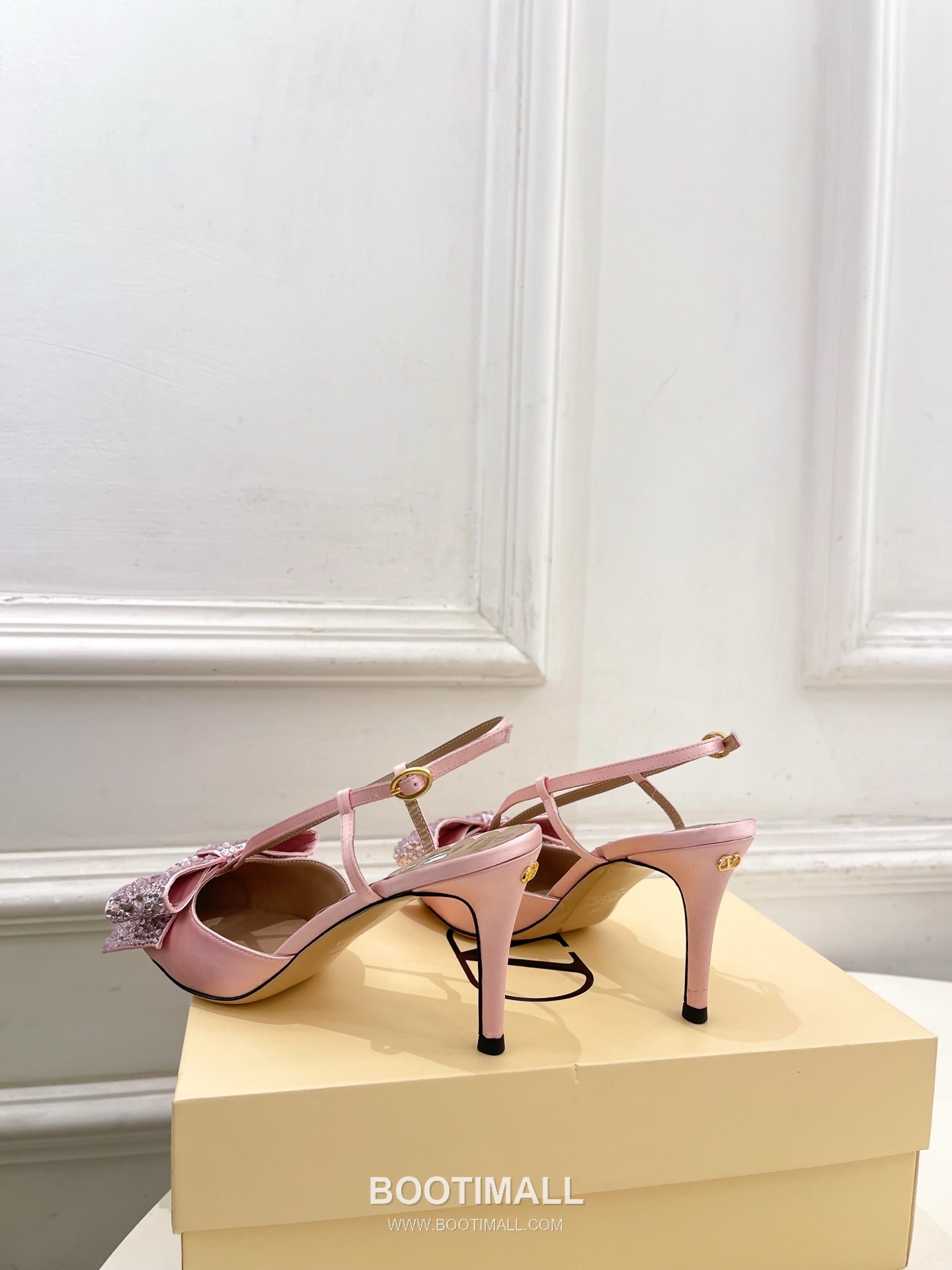 Valentino Garavani Bowow Crystal Butterfly Bow Slingback Pointed Toe Silk Satin High Heels 발렌티노 가라바니 보우와우 크리스탈 나비 리본 슬링백 포인티드 토 실크 새틴 하이힐 8