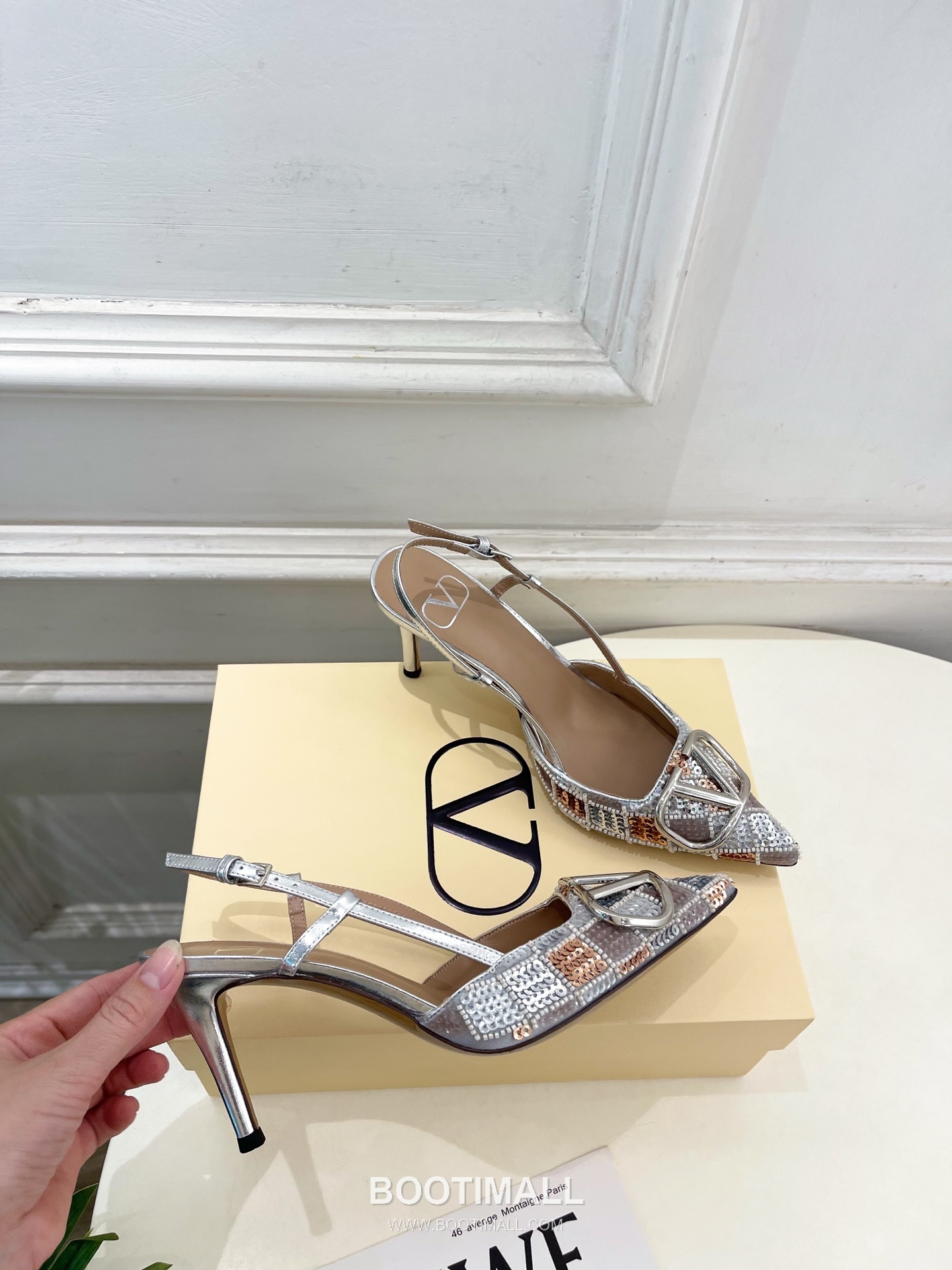 Valentino V Logo Sequin Pointed Toe Stiletto High Heel Pumps Silver 발렌티노 V 로고 시퀸 포인티드 토 스틸레토 하이힐 펌프스 실버 4
