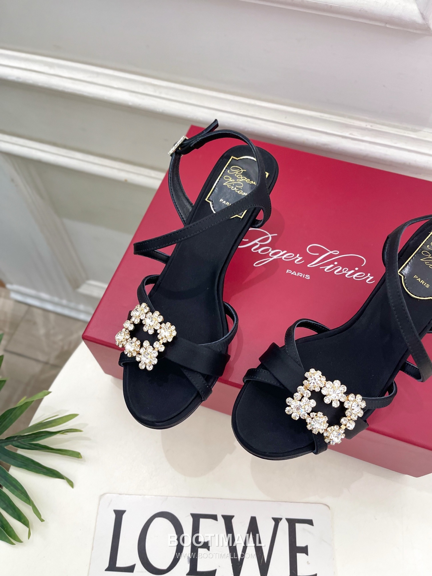 Valentino V Logo Sequin Pointed Toe Stiletto High Heel Pumps Silver 발렌티노 V 로고 시퀸 포인티드 토 스틸레토 하이힐 펌프스 실버 6