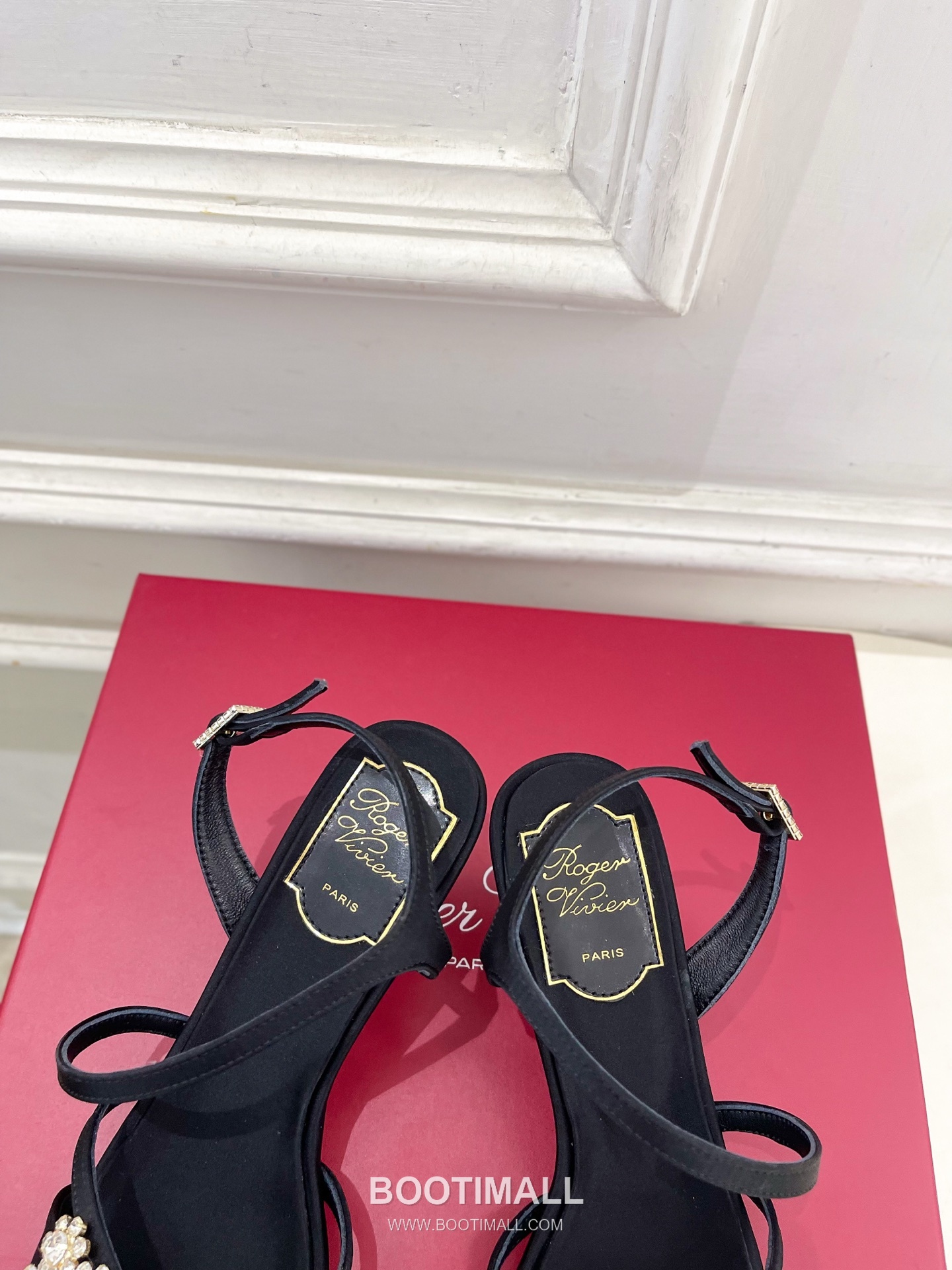 Valentino V Logo Sequin Pointed Toe Stiletto High Heel Pumps Silver 발렌티노 V 로고 시퀸 포인티드 토 스틸레토 하이힐 펌프스 실버 7