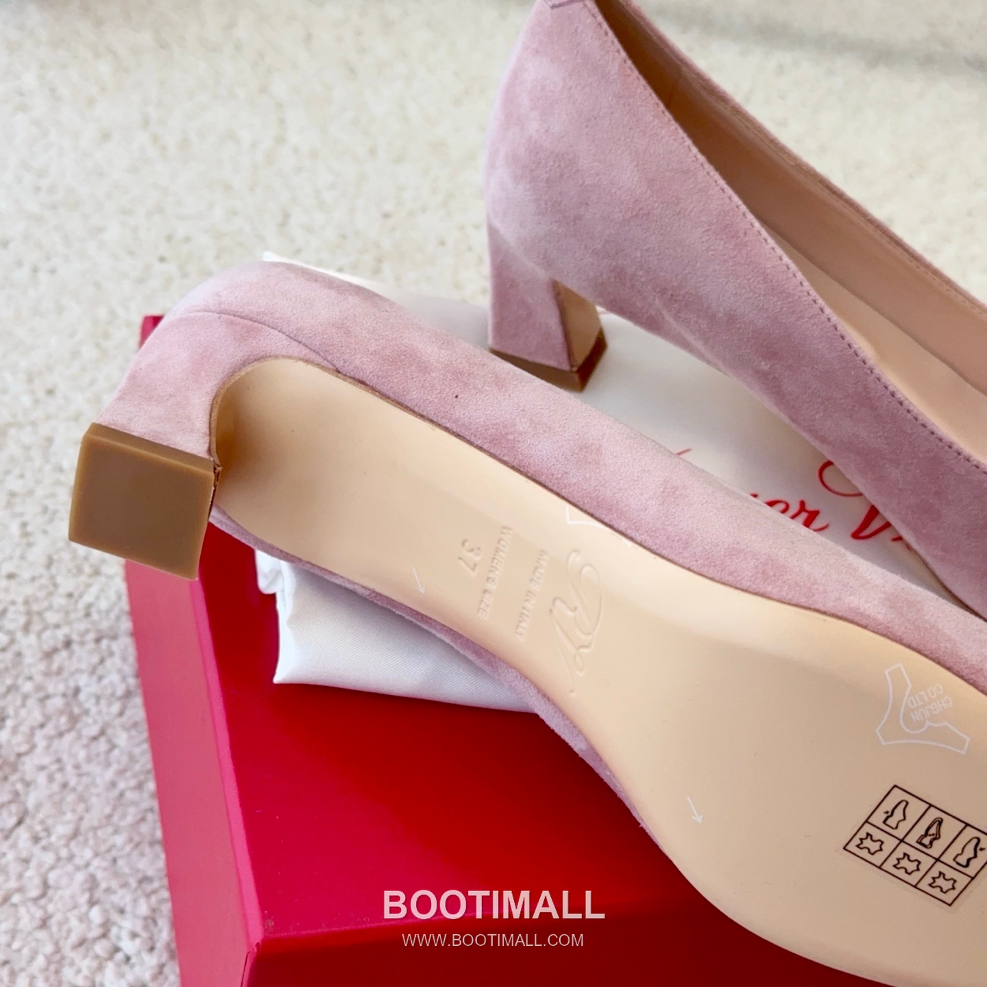 Roger Vivier Trompette Suede Pointed Toe Pumps 로저비비에 트롱페트 스웨이드 포인티드 토 펌프스 9