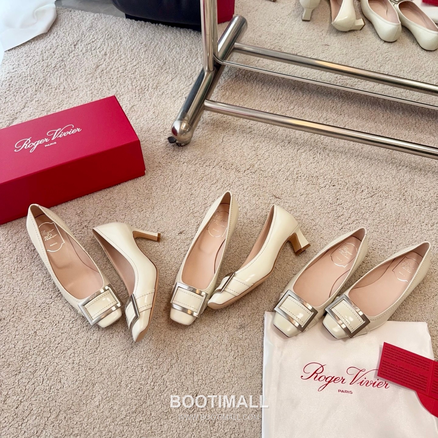 Roger Vivier Trompette Stitched Calfskin White Pumps 로저비비에 트롱페트 스티치 송아지가죽 화이트 펌프스 3