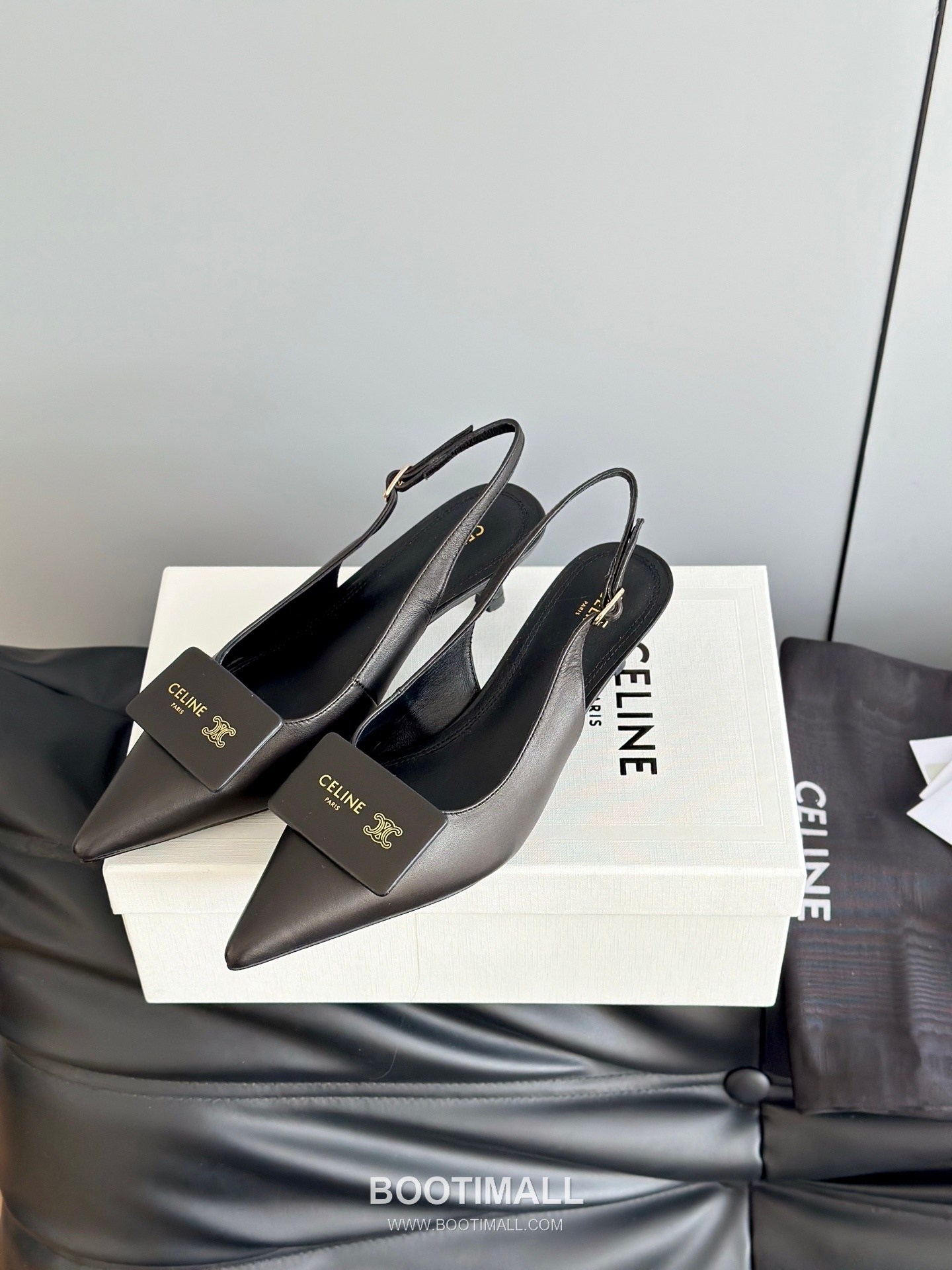 Celine Triomphe Pointed Toe High Heel Lambskin Mule Pumps 셀린느 트리옹프 포인티드 토 하이힐 램스킨 뮬 펌프스 2