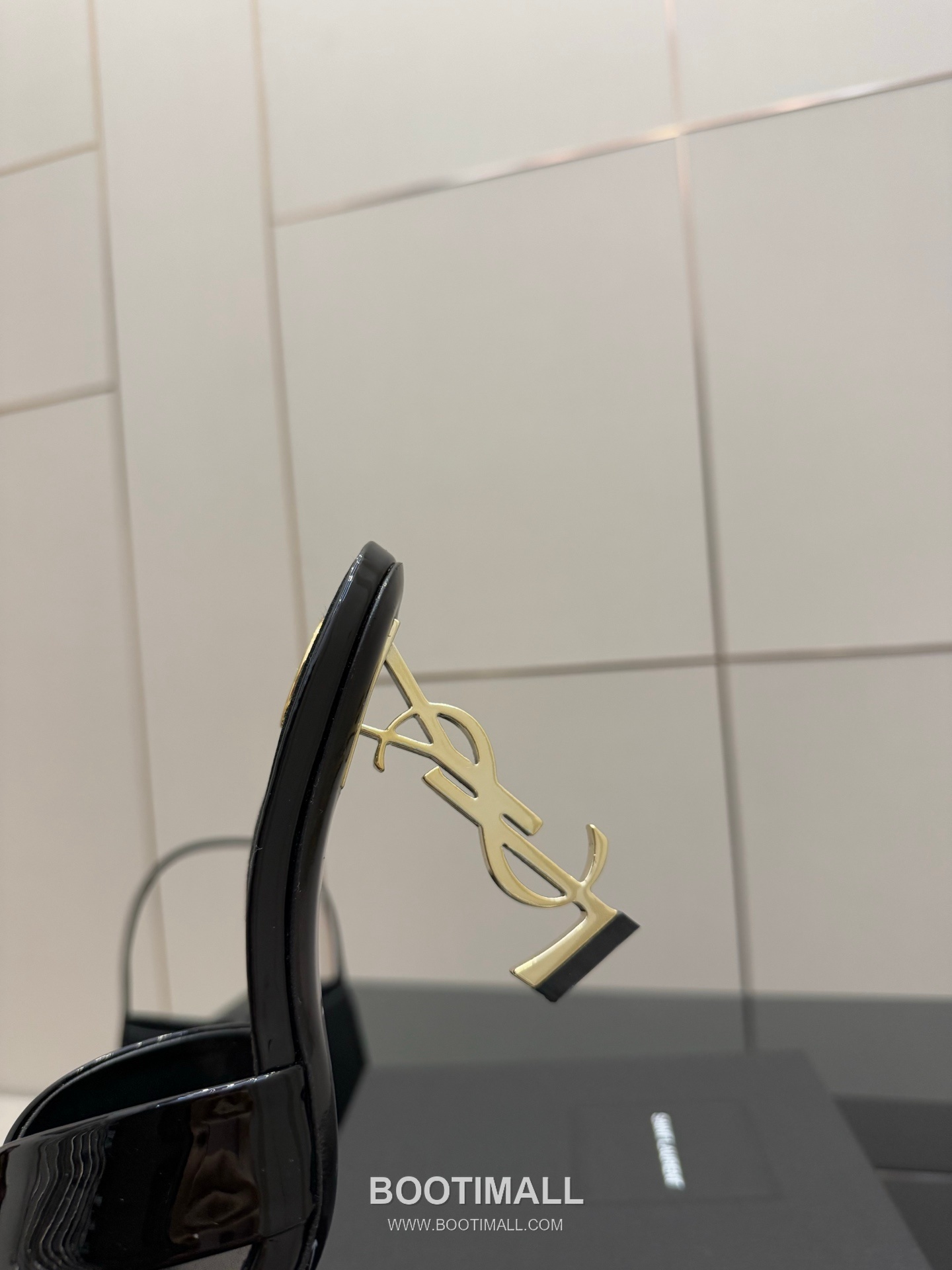 Saint Laurent YSL Logo Metallic Heel Silk Patent Leather Mule Sandals 생로랑 YSL 로고 메탈릭 힐 실크 페이턴트 레더 뮬 샌들 6