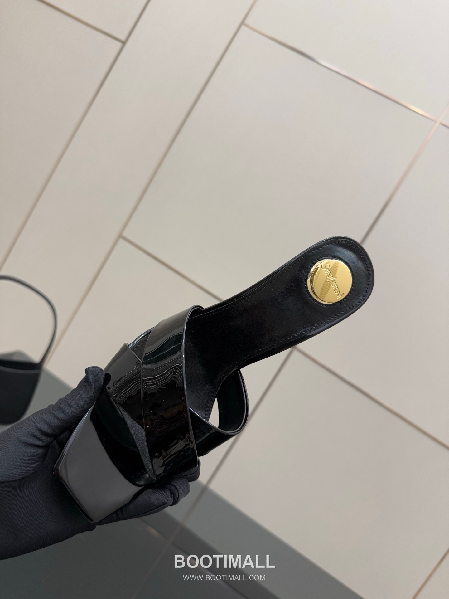 Saint Laurent YSL Logo Metallic Heel Silk Patent Leather Mule Sandals 생로랑 YSL 로고 메탈릭 힐 실크 페이턴트 레더 뮬 샌들 8