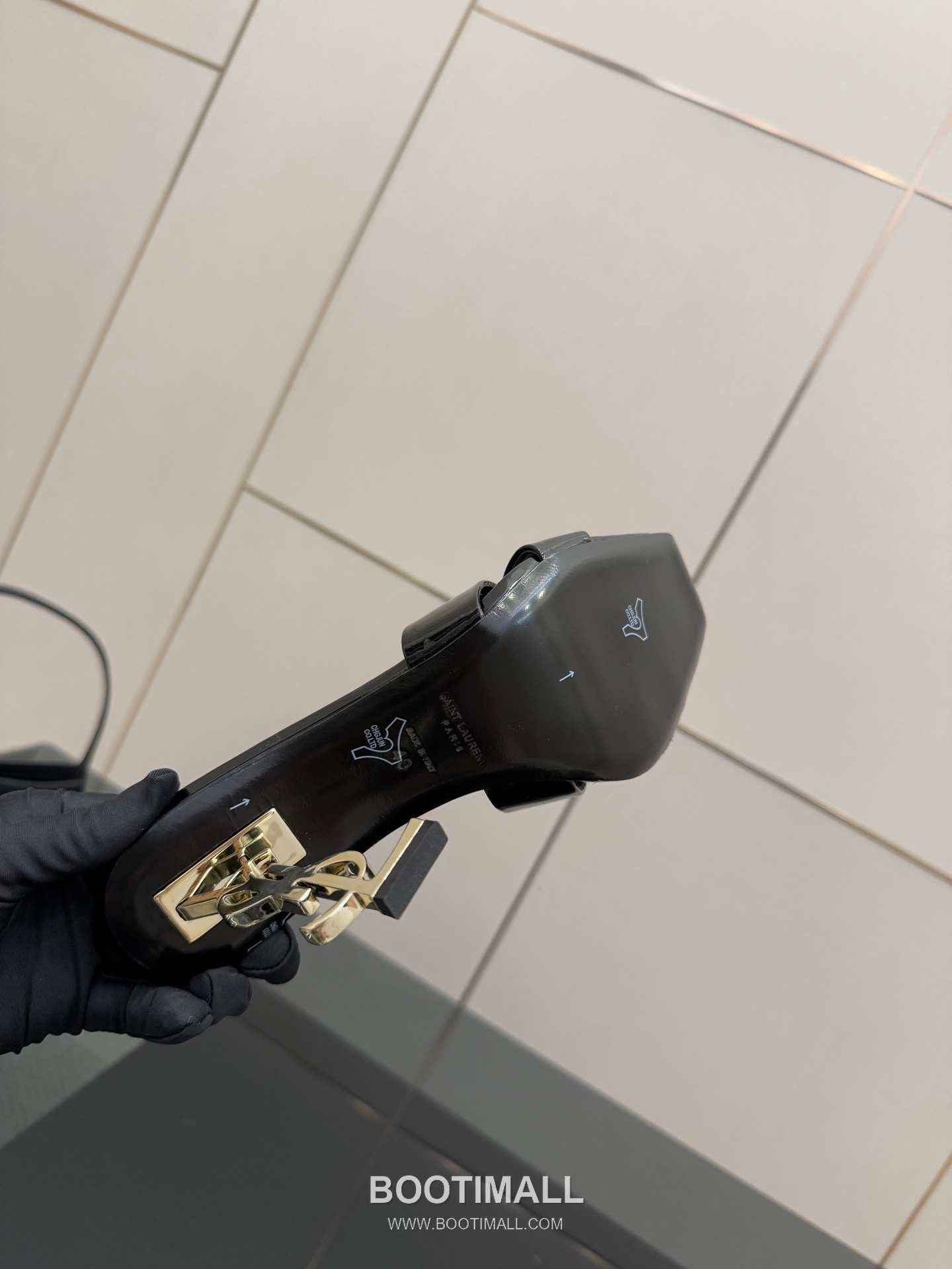 Saint Laurent YSL Logo Metallic Heel Silk Patent Leather Mule Sandals 생로랑 YSL 로고 메탈릭 힐 실크 페이턴트 레더 뮬 샌들 9