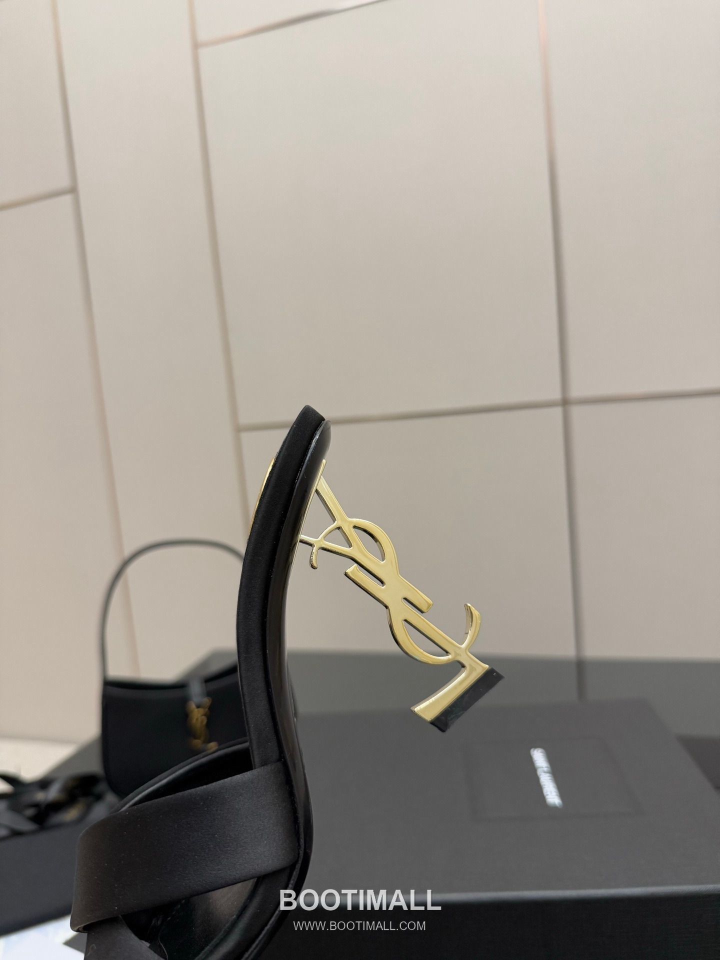 Saint Laurent YSL Logo Metallic Heel Silk Patent Leather Mule Sandals 생로랑 YSL 로고 메탈릭 힐 실크 페이턴트 레더 뮬 샌들 6