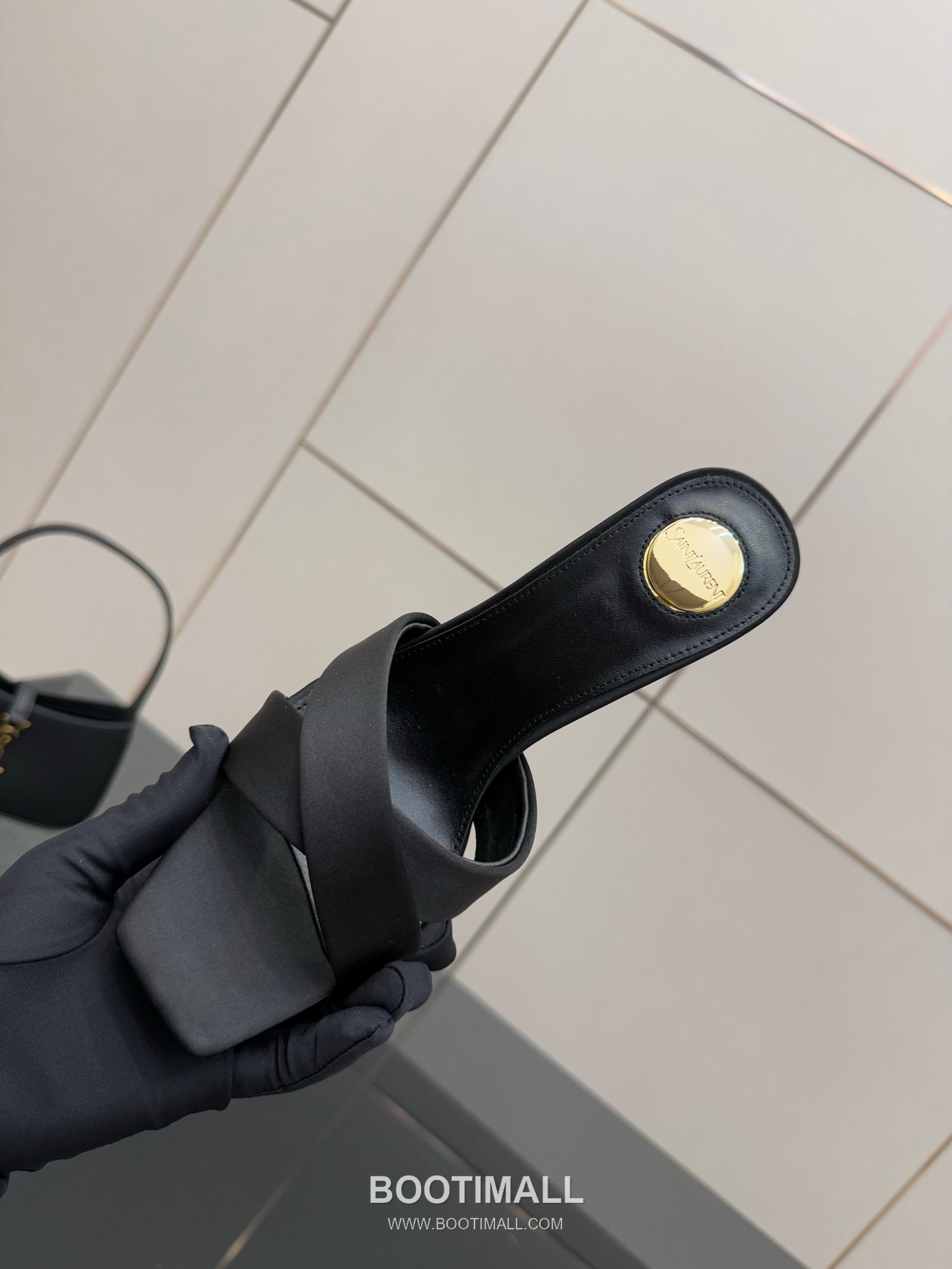 Saint Laurent YSL Logo Metallic Heel Silk Patent Leather Mule Sandals 생로랑 YSL 로고 메탈릭 힐 실크 페이턴트 레더 뮬 샌들 8