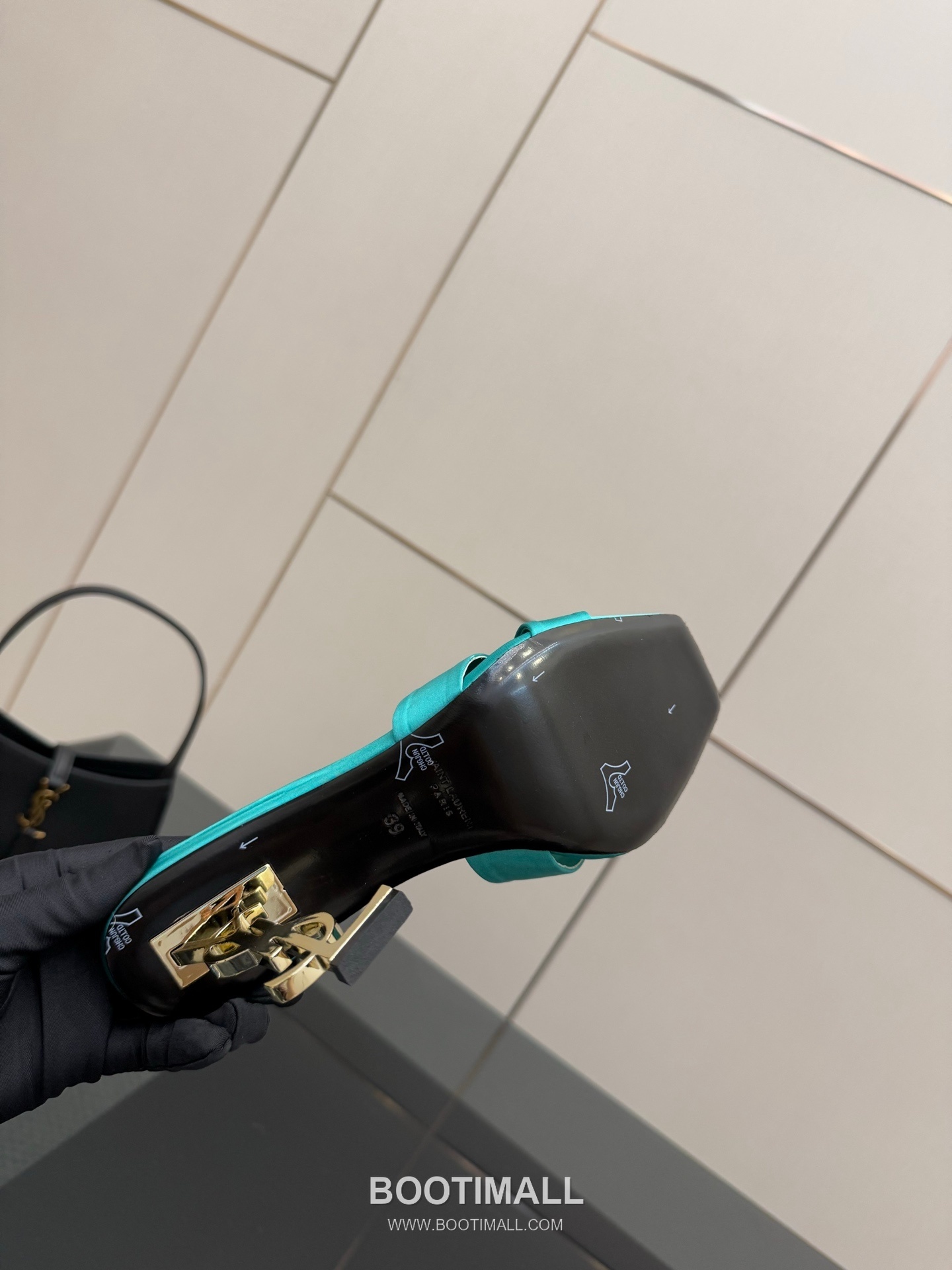 Saint Laurent YSL Logo Metallic Heel Silk Patent Leather Mule Sandals 생로랑 YSL 로고 메탈릭 힐 실크 페이턴트 레더 뮬 샌들 9