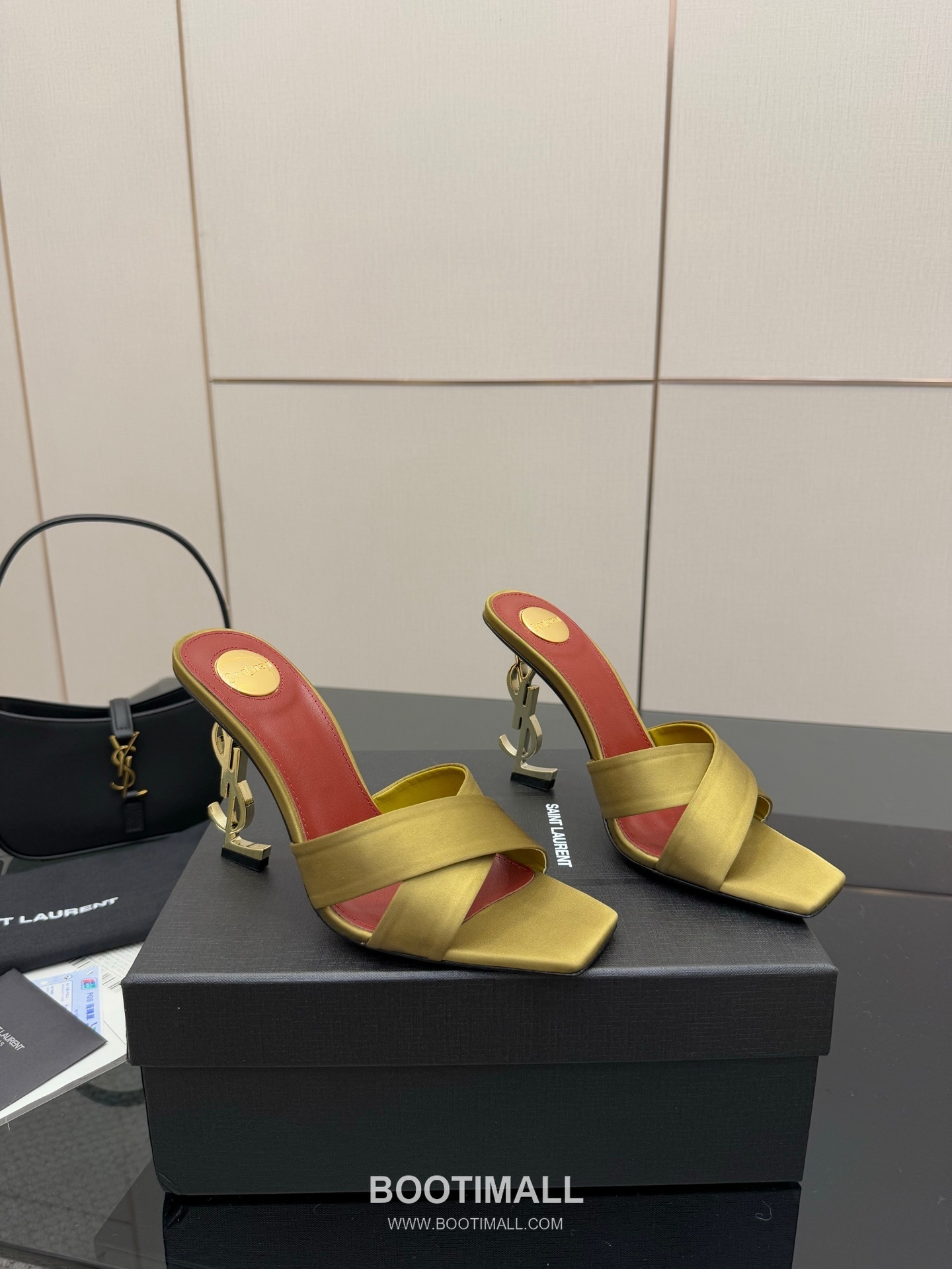 Saint Laurent YSL Logo Metallic Heel Silk Patent Leather Mule Sandals 생로랑 YSL 로고 메탈릭 힐 실크 페이턴트 레더 뮬 샌들 2