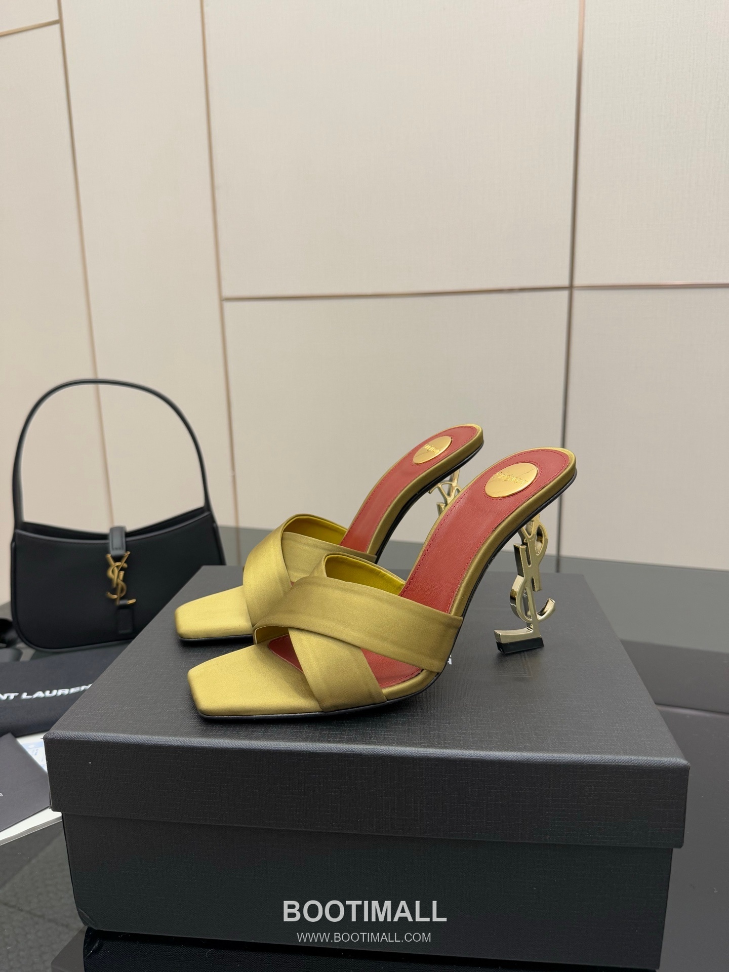 Saint Laurent YSL Logo Metallic Heel Silk Patent Leather Mule Sandals 생로랑 YSL 로고 메탈릭 힐 실크 페이턴트 레더 뮬 샌들 3