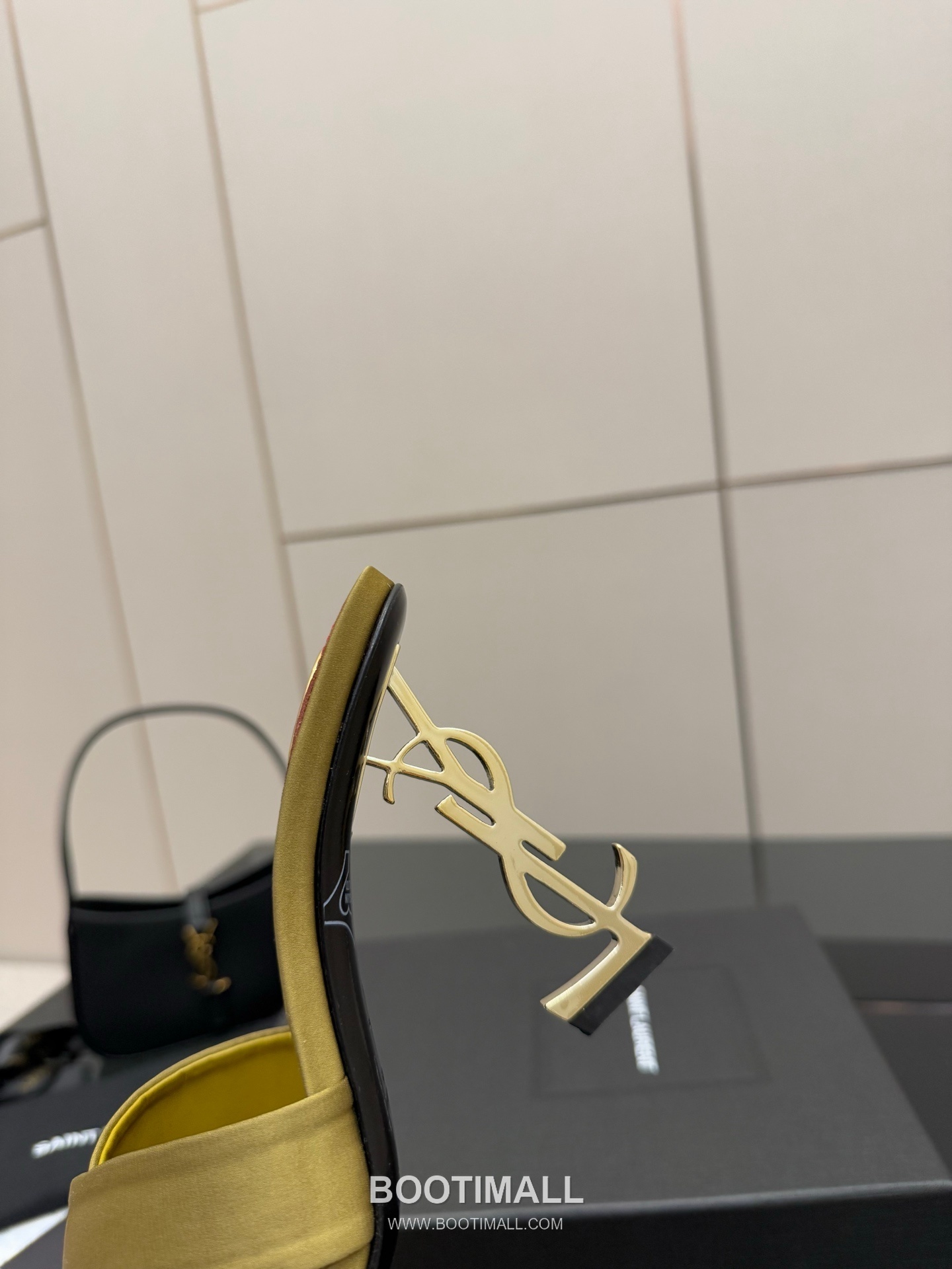 Saint Laurent YSL Logo Metallic Heel Silk Patent Leather Mule Sandals 생로랑 YSL 로고 메탈릭 힐 실크 페이턴트 레더 뮬 샌들 6