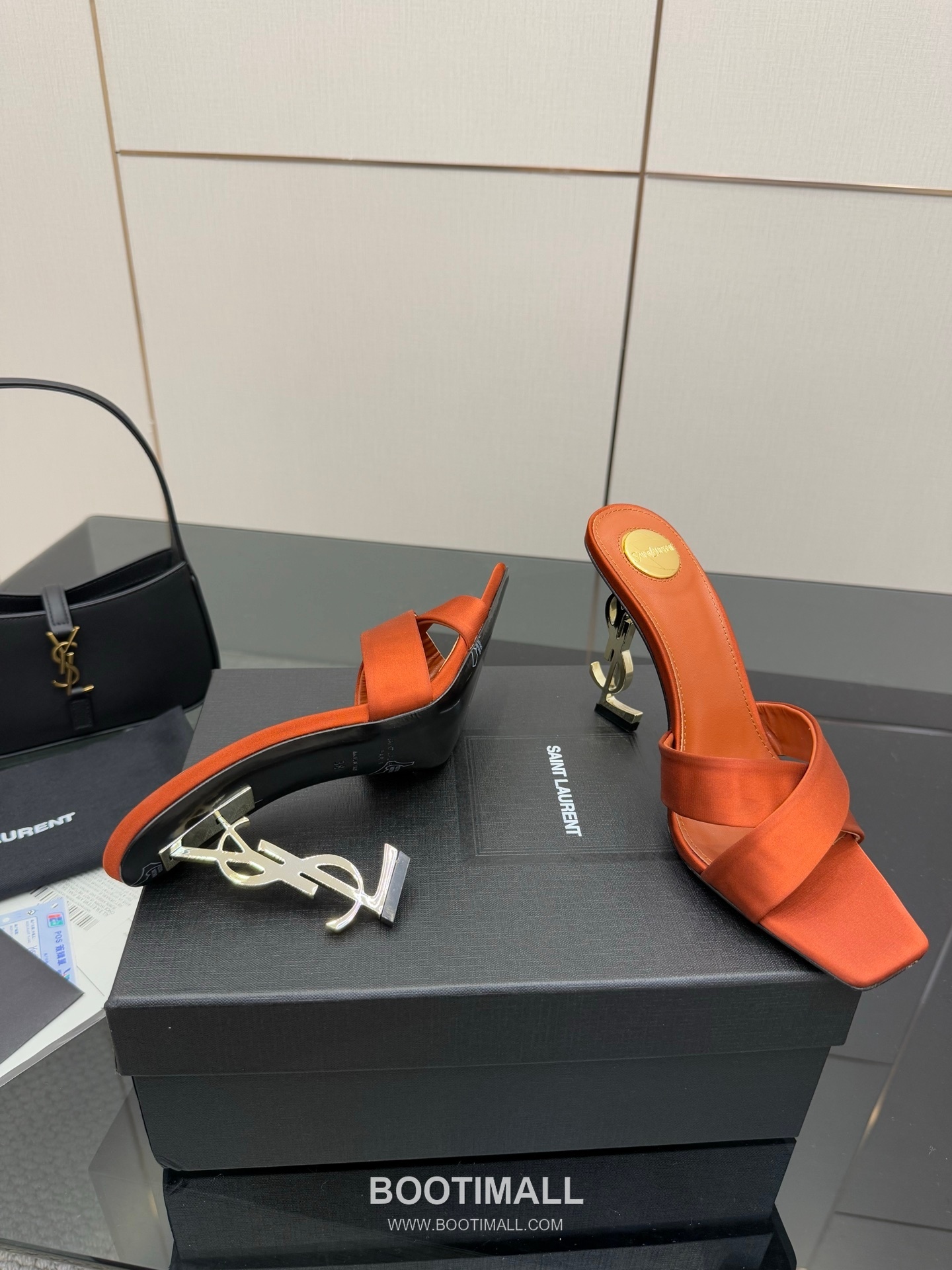 Saint Laurent YSL Logo Metallic Heel Silk Patent Leather Mule Sandals 생로랑 YSL 로고 메탈릭 힐 실크 페이턴트 레더 뮬 샌들 4