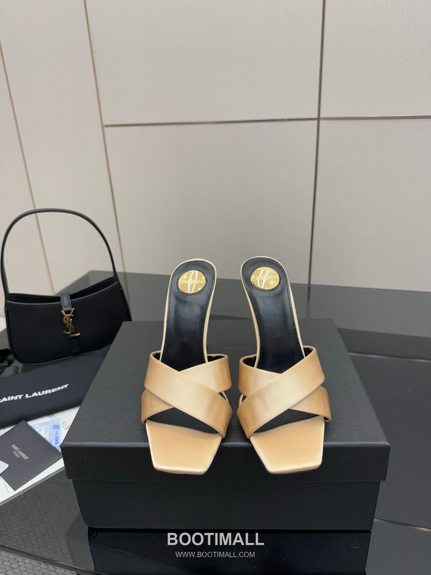 Saint Laurent YSL Logo Metallic Heel Silk Patent Leather Mule Sandals 생로랑 YSL 로고 메탈릭 힐 실크 페이턴트 레더 뮬 샌들 1