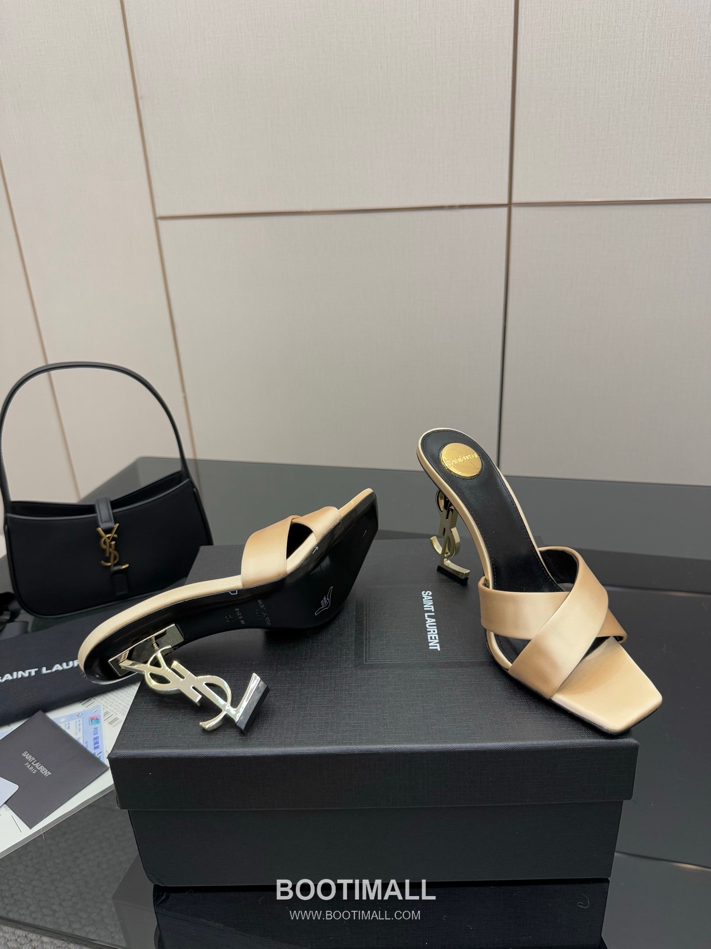 Saint Laurent YSL Logo Metallic Heel Silk Patent Leather Mule Sandals 생로랑 YSL 로고 메탈릭 힐 실크 페이턴트 레더 뮬 샌들 4