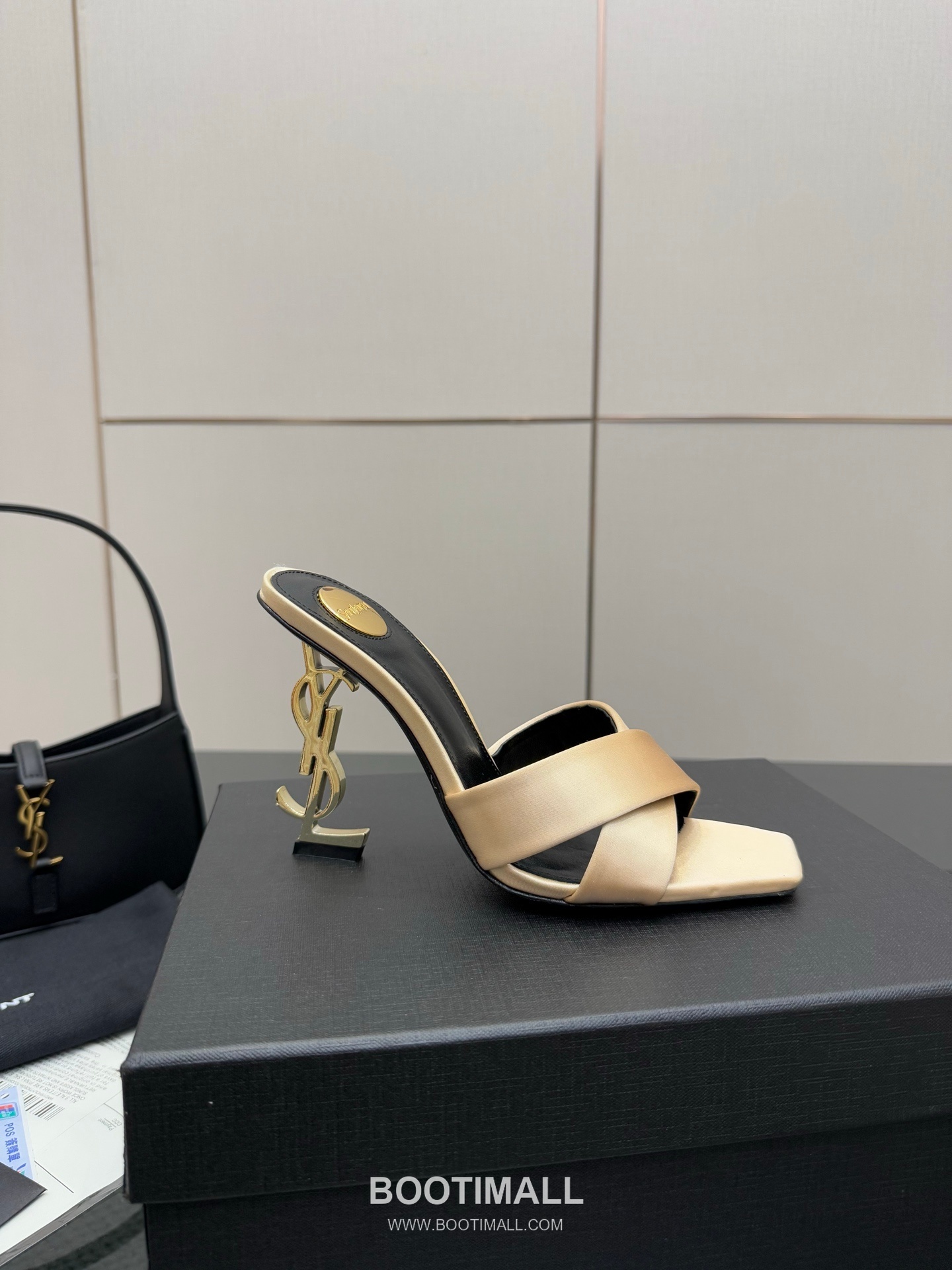 Saint Laurent YSL Logo Metallic Heel Silk Patent Leather Mule Sandals 생로랑 YSL 로고 메탈릭 힐 실크 페이턴트 레더 뮬 샌들 5