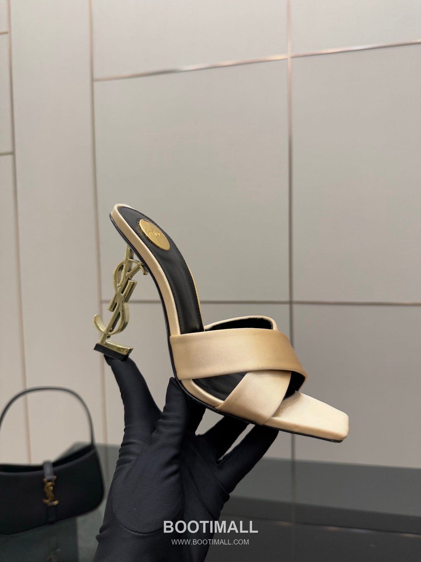 Saint Laurent YSL Logo Metallic Heel Silk Patent Leather Mule Sandals 생로랑 YSL 로고 메탈릭 힐 실크 페이턴트 레더 뮬 샌들 7