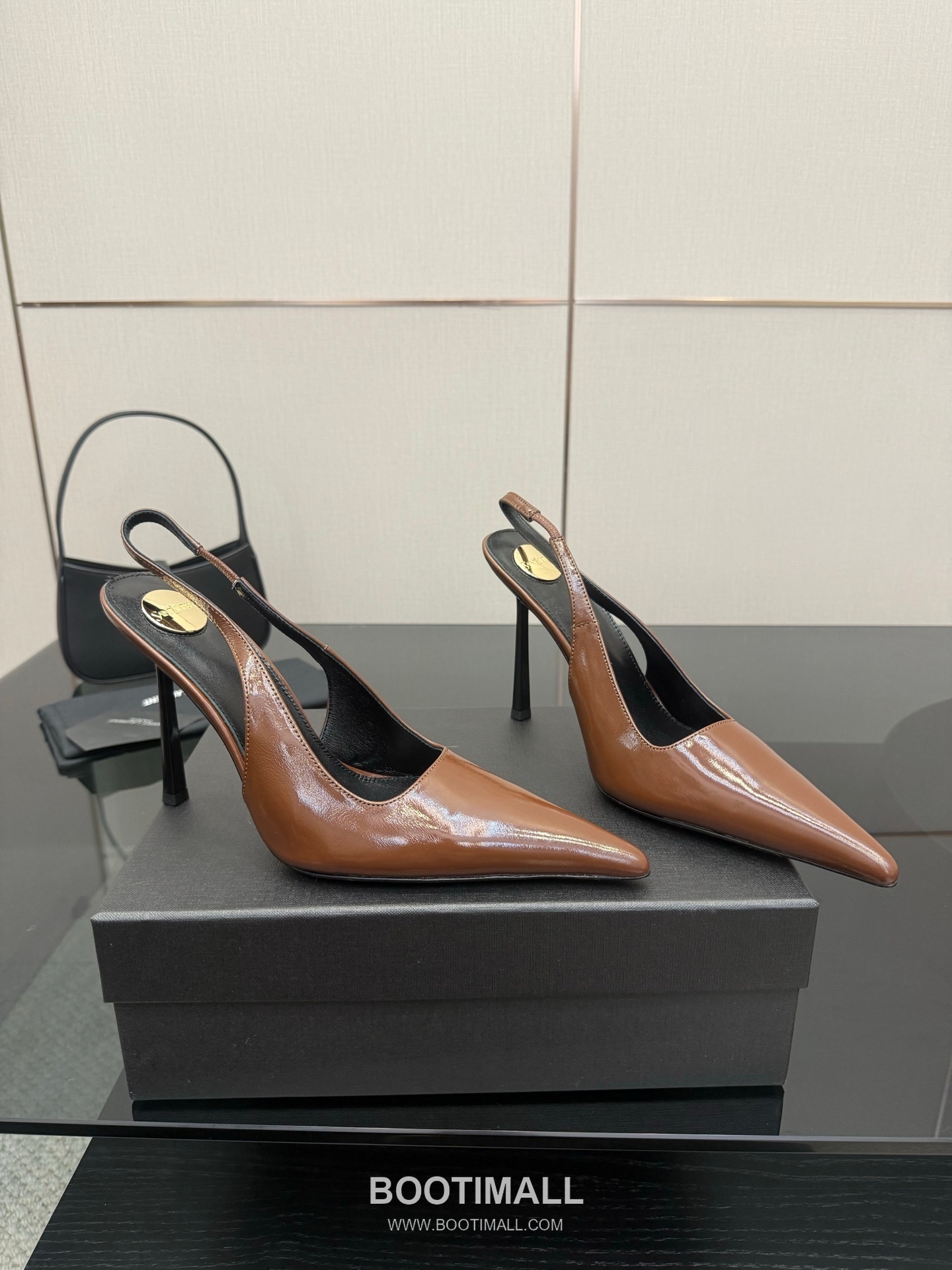 Saint Laurent YSL Chain Detail Pointed Toe High Heel Slingback Pumps 생로랑 YSL 체인 디테일 포인티드 토 하이힐 슬링백 펌프스 2