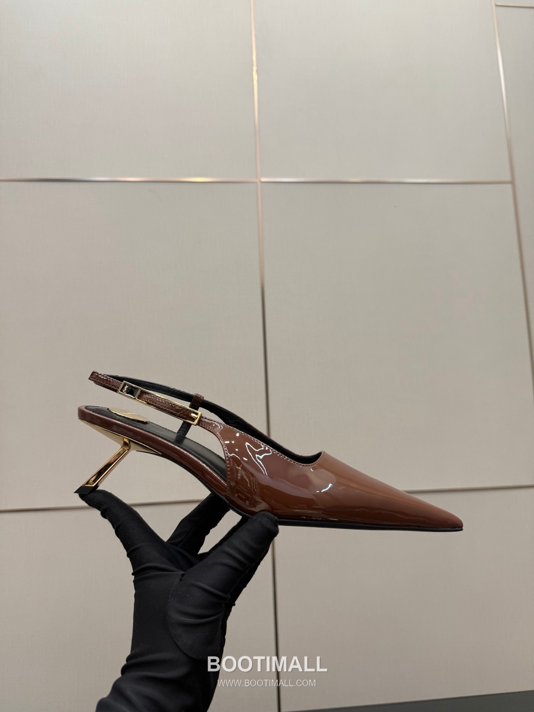 Saint Laurent YSL Chain Detail Pointed Toe High Heel Slingback Pumps 생로랑 YSL 체인 디테일 포인티드 토 하이힐 슬링백 펌프스 8