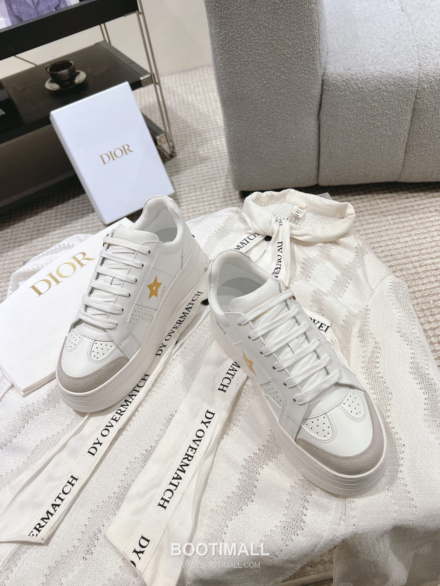 Dior Platform Thick Sole Suede Leather Star Detail Casual Sneakers 디올 플랫폼 두꺼운 밑창 스웨이드 레더 스타 디테일 캐주얼 스니커즈 2