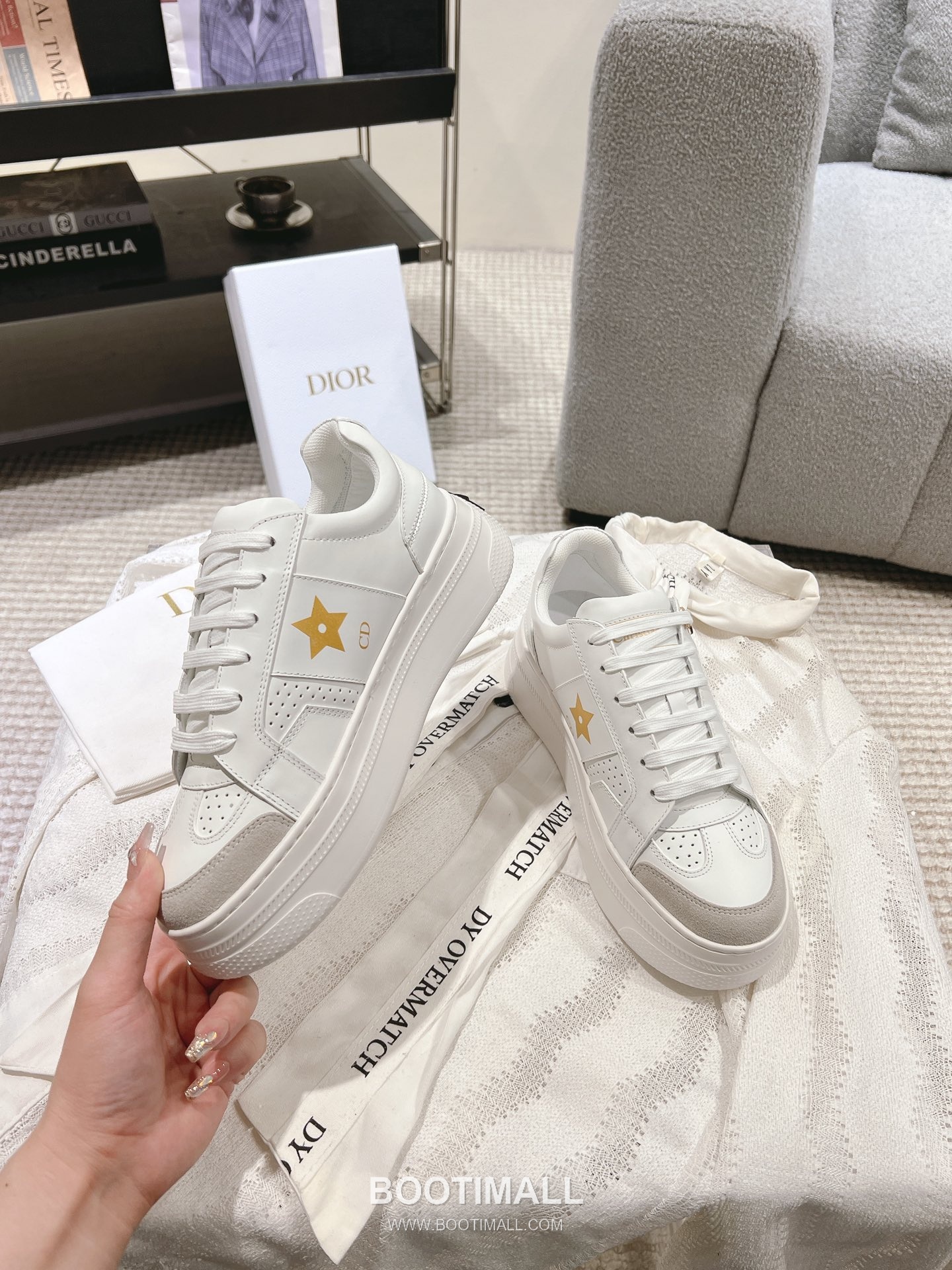 Dior Platform Thick Sole Suede Leather Star Detail Casual Sneakers 디올 플랫폼 두꺼운 밑창 스웨이드 레더 스타 디테일 캐주얼 스니커즈 4