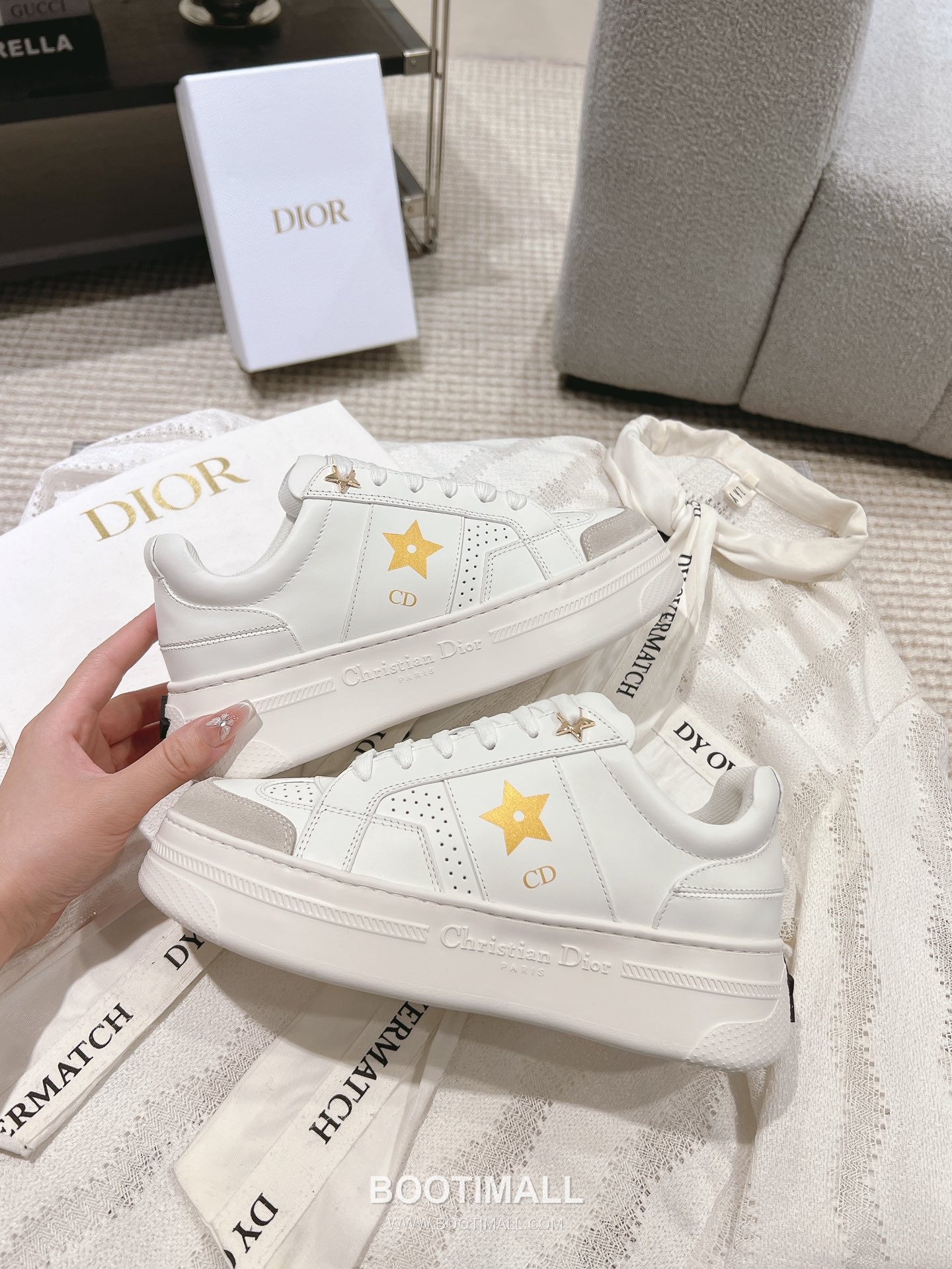 Dior Platform Thick Sole Suede Leather Star Detail Casual Sneakers 디올 플랫폼 두꺼운 밑창 스웨이드 레더 스타 디테일 캐주얼 스니커즈 8