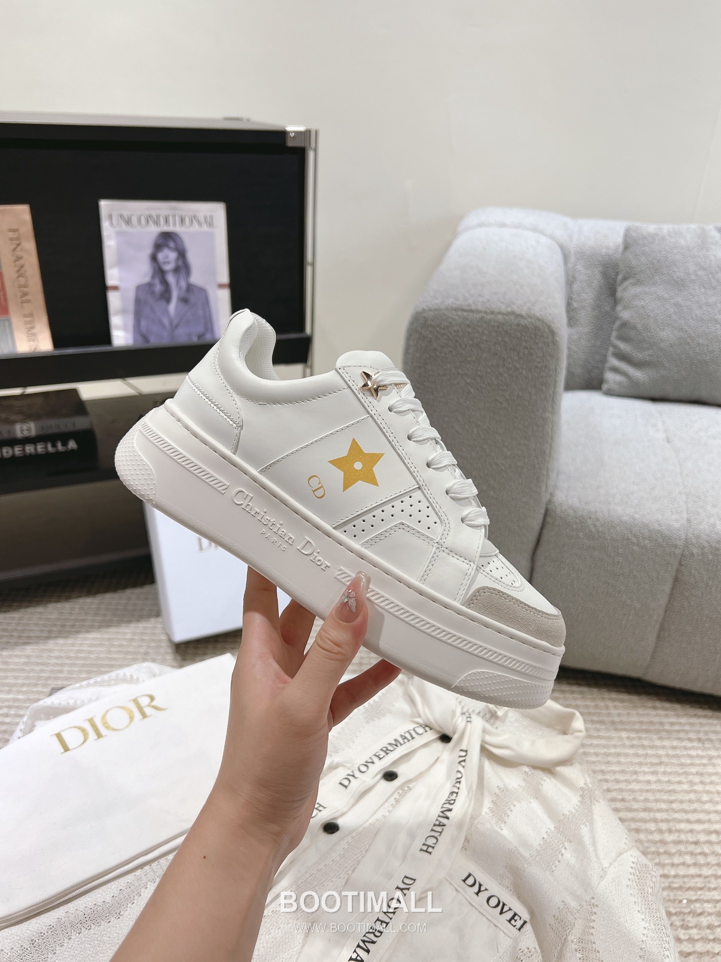 Dior Platform Thick Sole Suede Leather Star Detail Casual Sneakers 디올 플랫폼 두꺼운 밑창 스웨이드 레더 스타 디테일 캐주얼 스니커즈 9