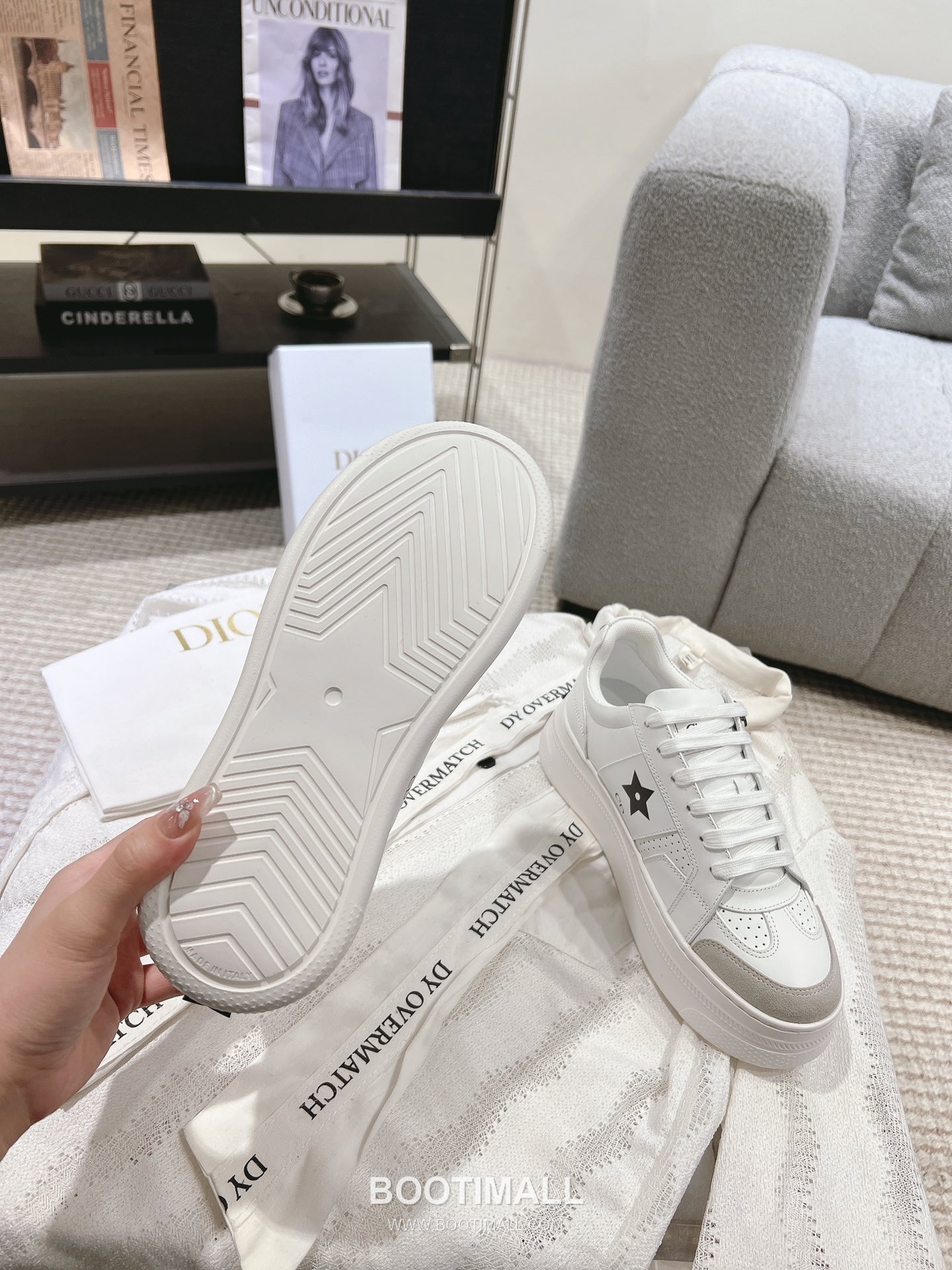 Dior Platform Thick Sole Suede Leather Star Detail Casual Sneakers 디올 플랫폼 두꺼운 밑창 스웨이드 레더 스타 디테일 캐주얼 스니커즈 5