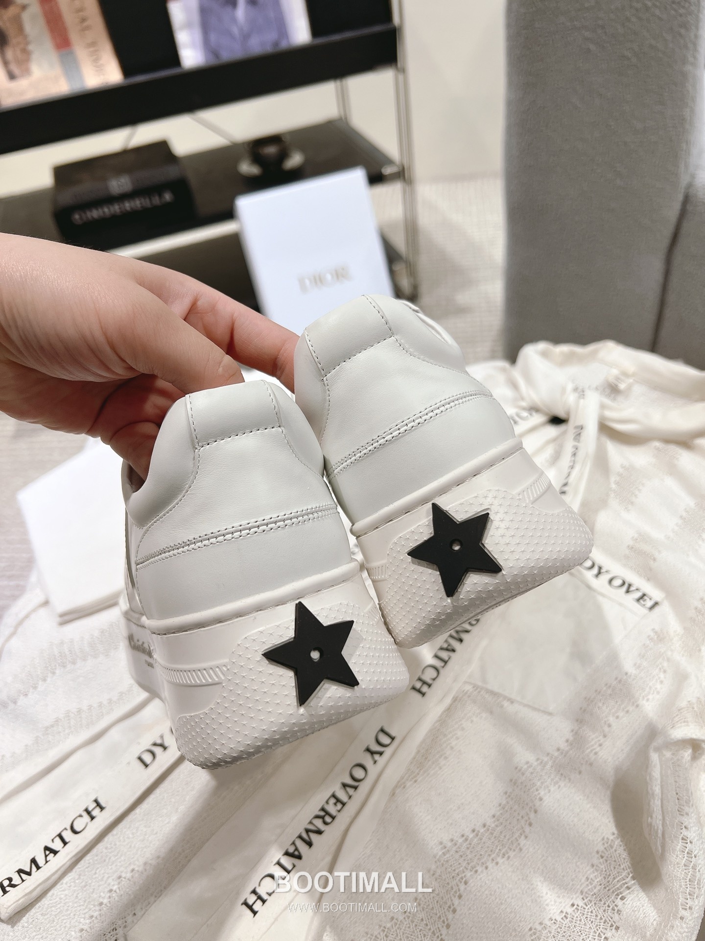Dior Platform Thick Sole Suede Leather Star Detail Casual Sneakers 디올 플랫폼 두꺼운 밑창 스웨이드 레더 스타 디테일 캐주얼 스니커즈 6