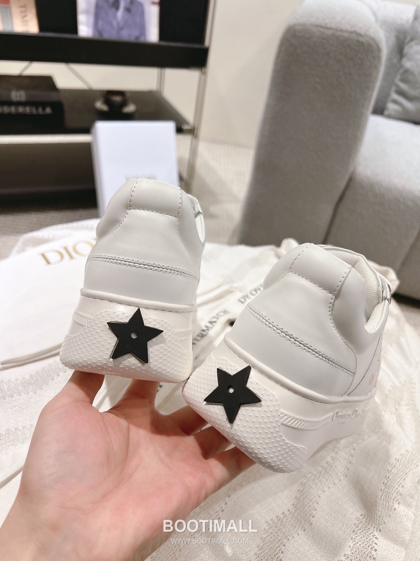 Dior Platform Thick Sole Suede Leather Star Detail Casual Sneakers 디올 플랫폼 두꺼운 밑창 스웨이드 레더 스타 디테일 캐주얼 스니커즈 7