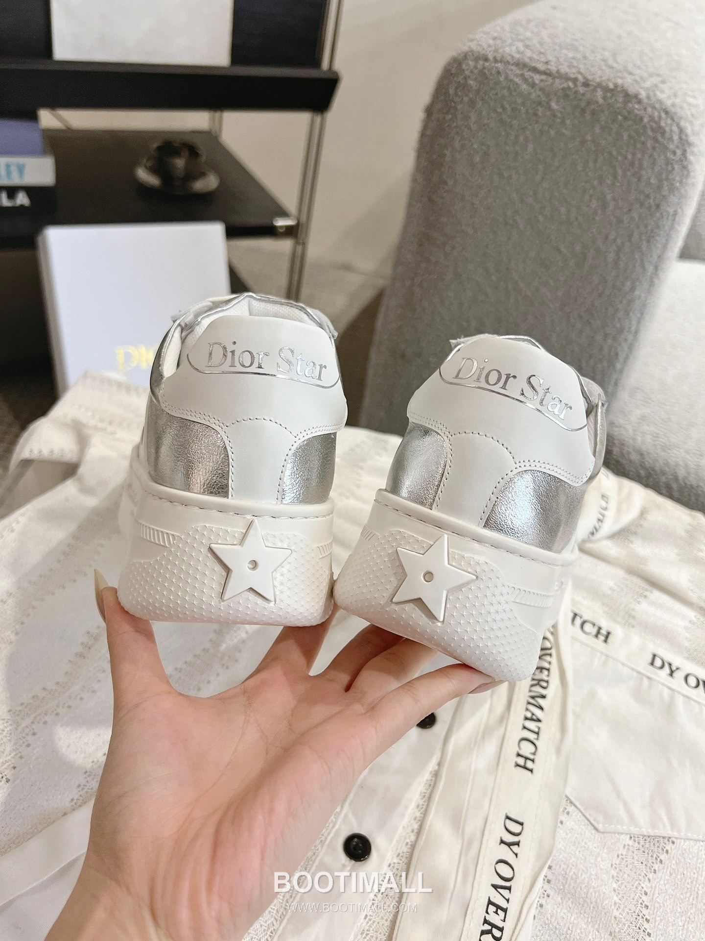 Dior Platform Thick Sole Suede Leather Star Detail Casual Sneakers 디올 플랫폼 두꺼운 밑창 스웨이드 레더 스타 디테일 캐주얼 스니커즈 5