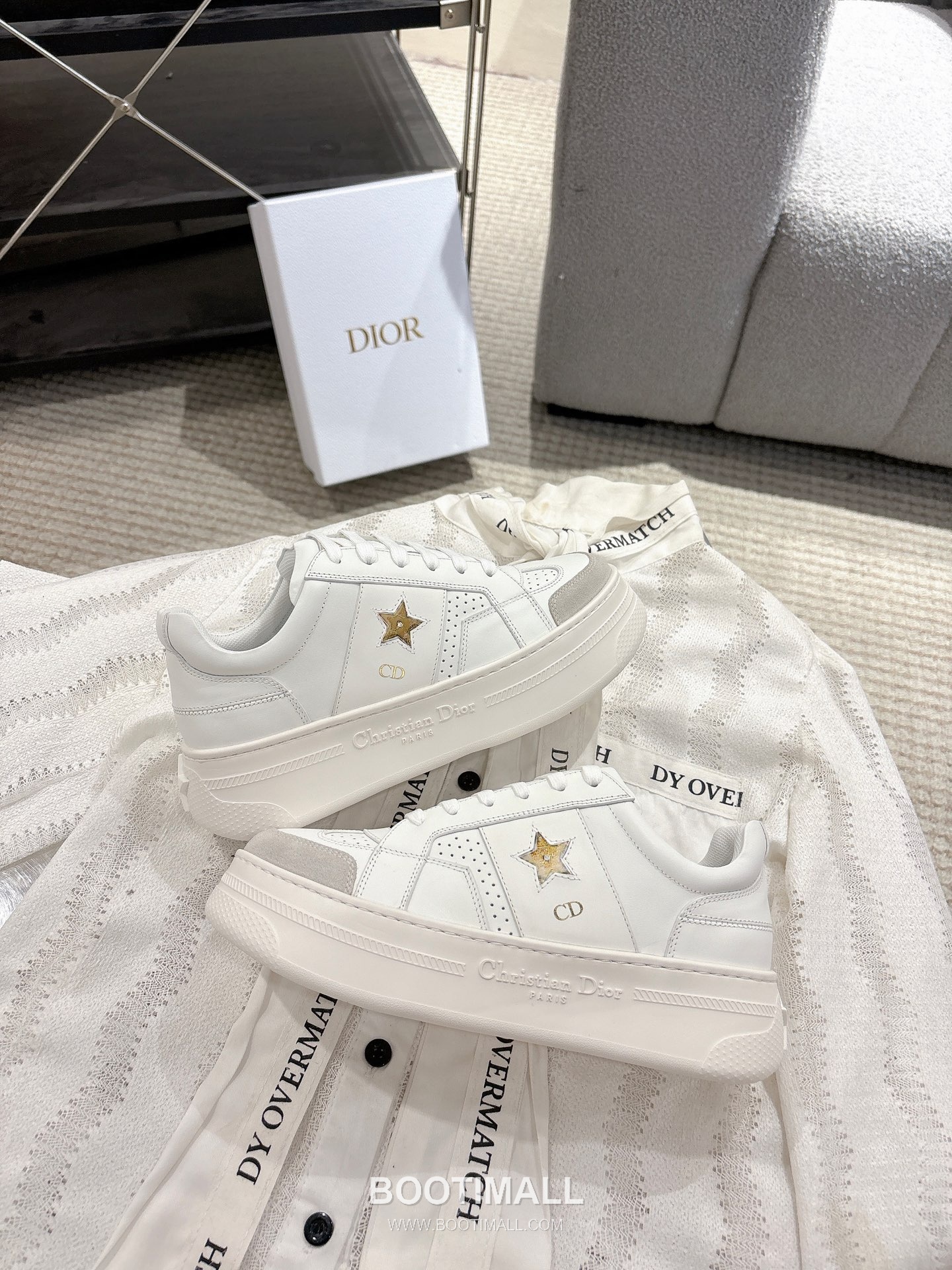Dior Platform Thick Sole Suede Leather Star Detail Casual Sneakers 디올 플랫폼 두꺼운 밑창 스웨이드 레더 스타 디테일 캐주얼 스니커즈 4