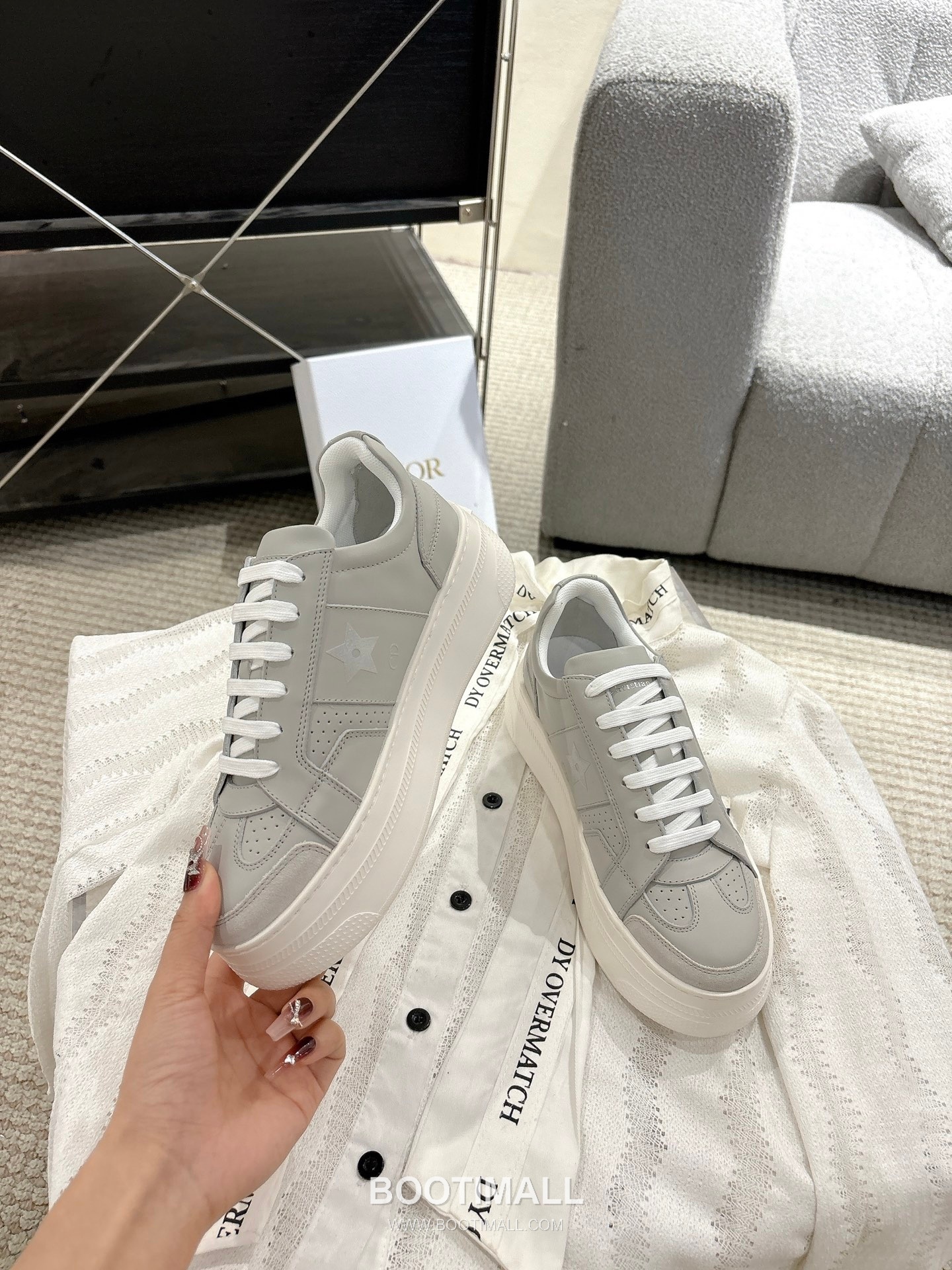 Dior Platform Thick Sole Suede Leather Star Detail Casual Sneakers 디올 플랫폼 두꺼운 밑창 스웨이드 레더 스타 디테일 캐주얼 스니커즈 4