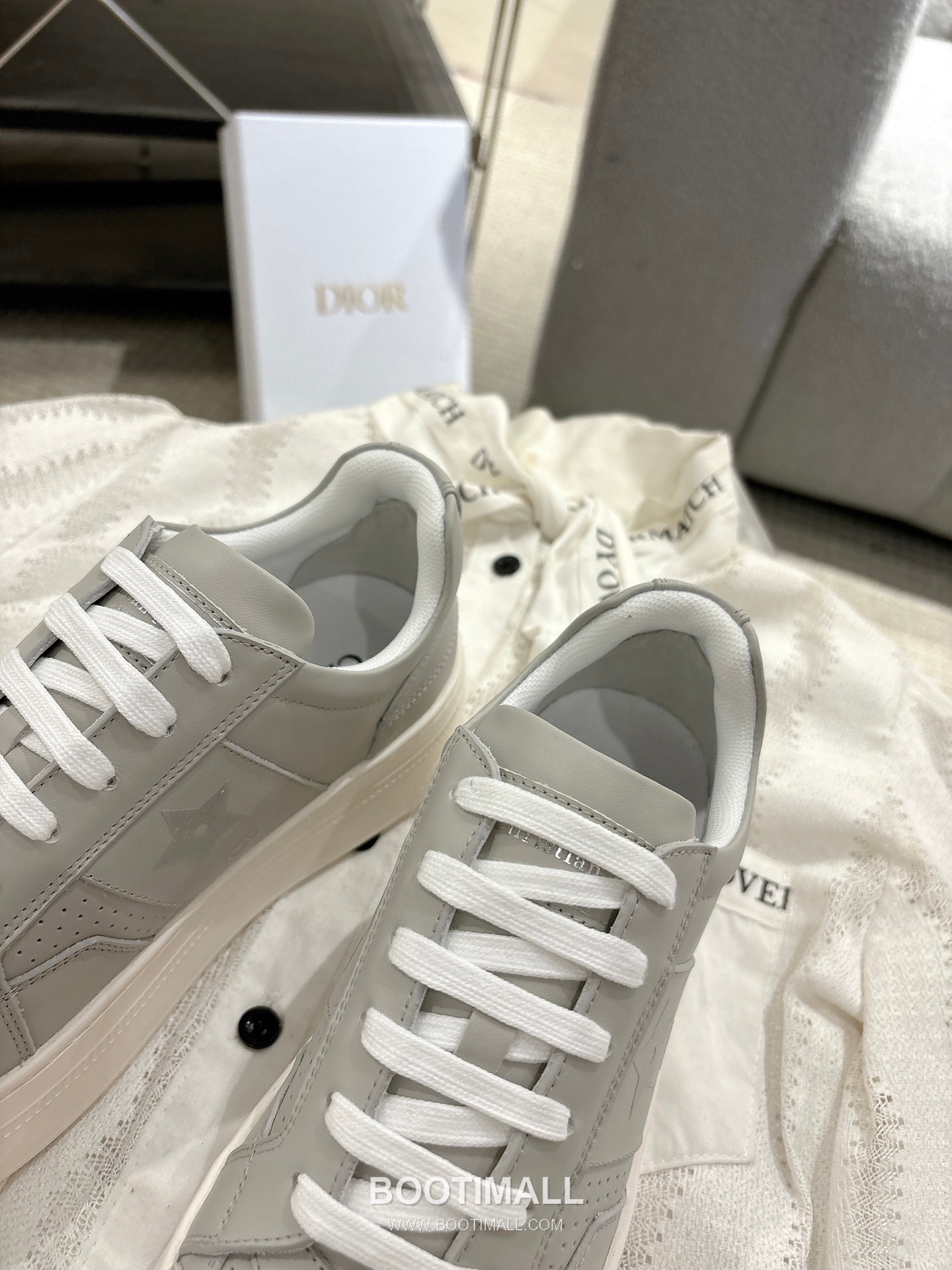 Dior Platform Thick Sole Suede Leather Star Detail Casual Sneakers 디올 플랫폼 두꺼운 밑창 스웨이드 레더 스타 디테일 캐주얼 스니커즈 5